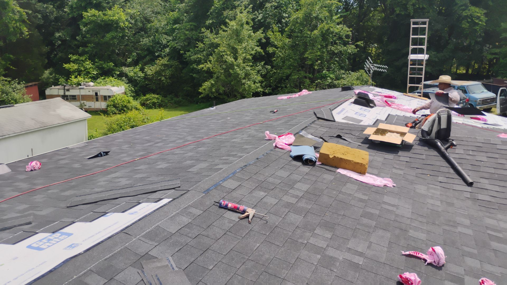 Taylor Roof by BROCK BUILDERS 