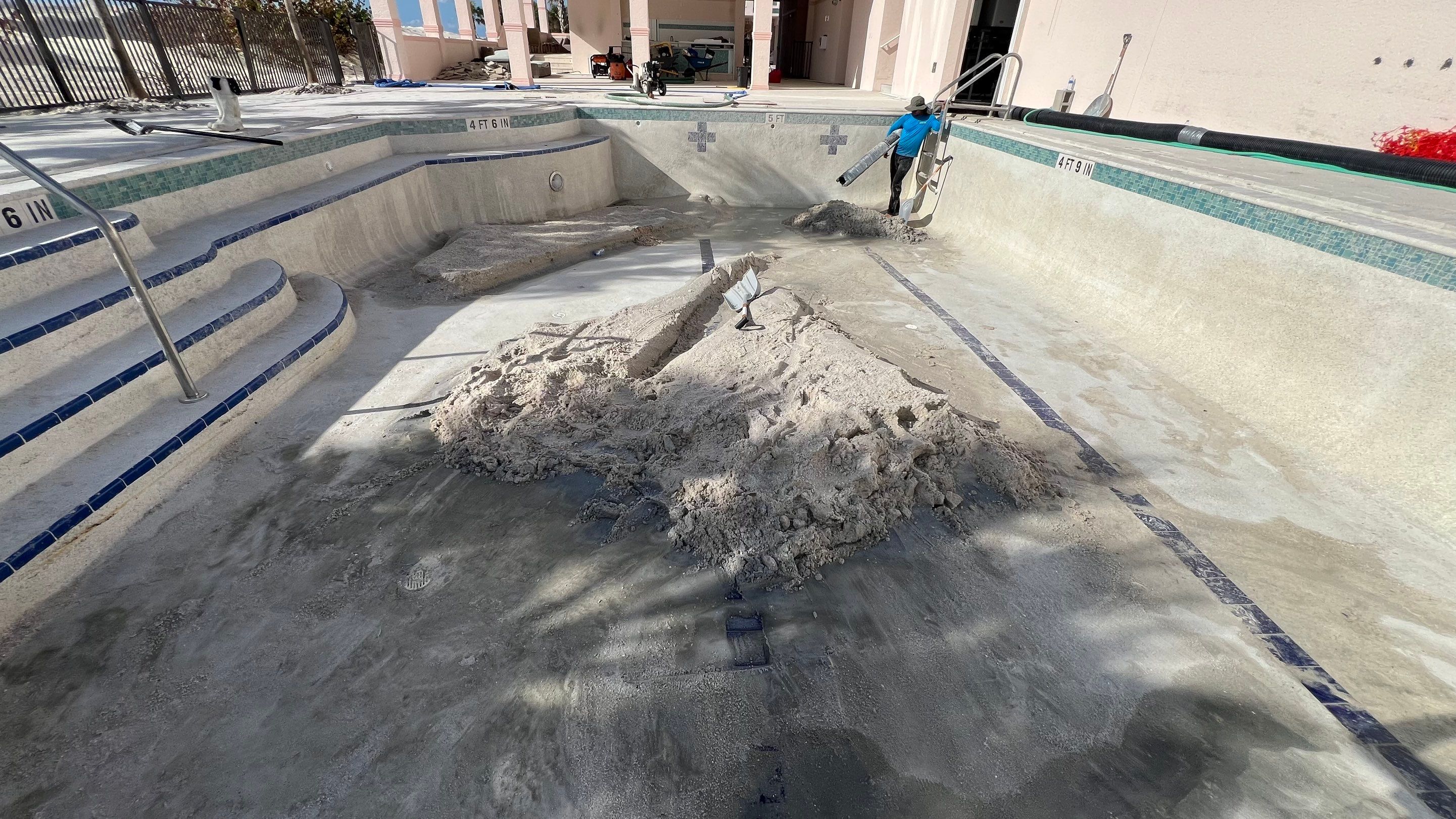 Beachside Community Club Pool Cleanout by APS Power & Water
