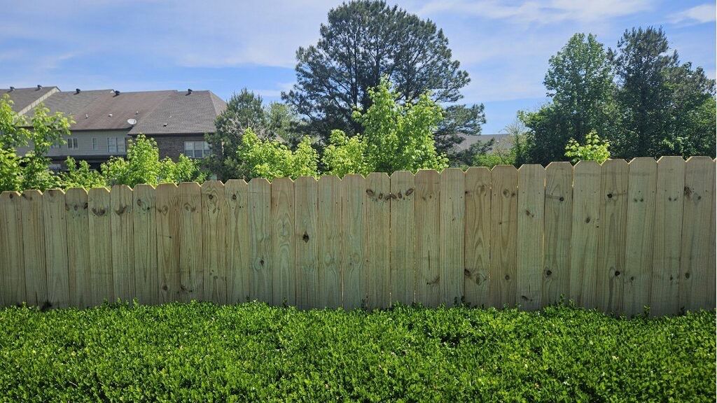Lake Crest - Fence by Pillar and Pine