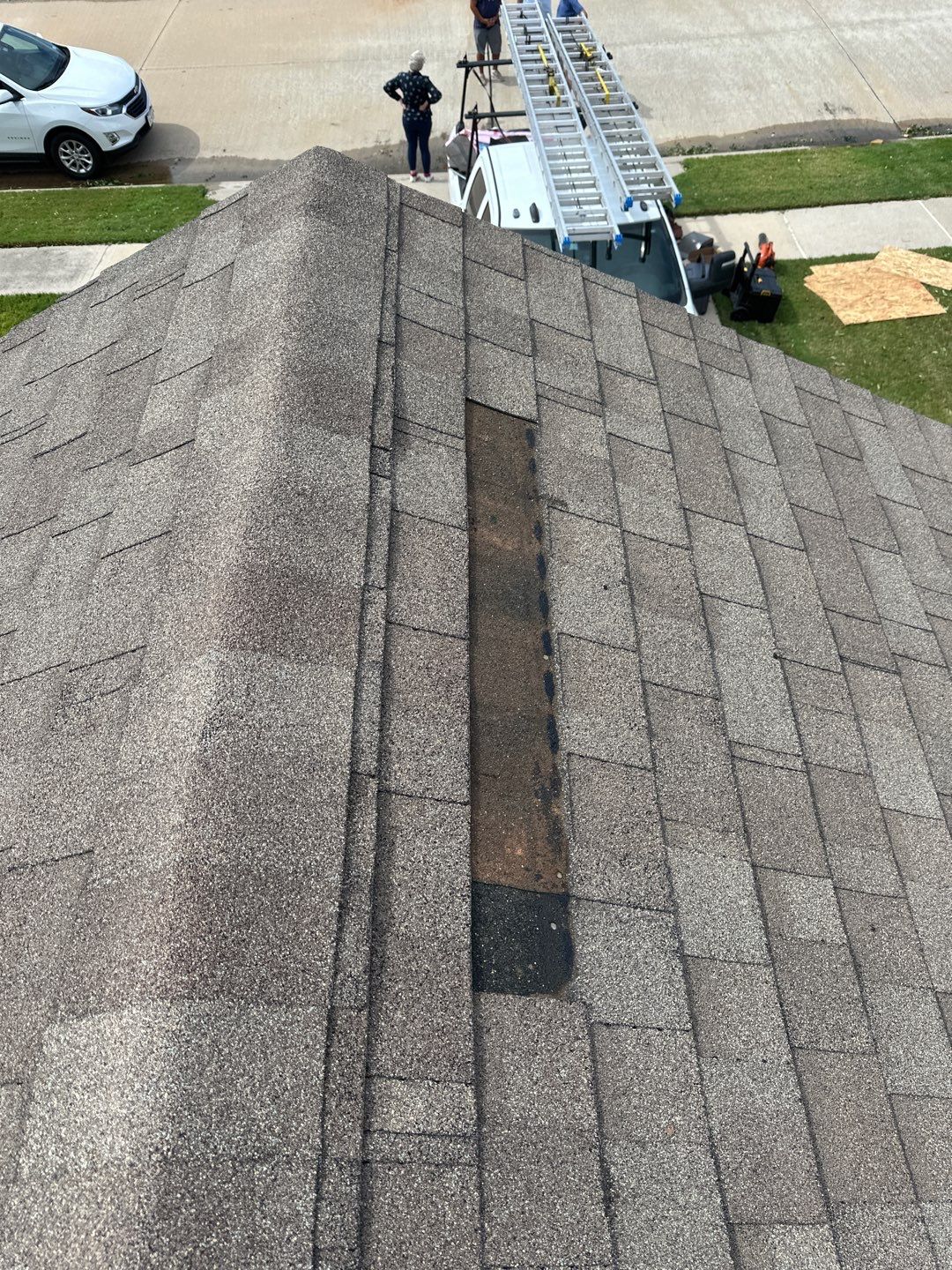 Hail Damage using Owen's Corning Duration (Lifetime) Shingles by Roof Repair Company