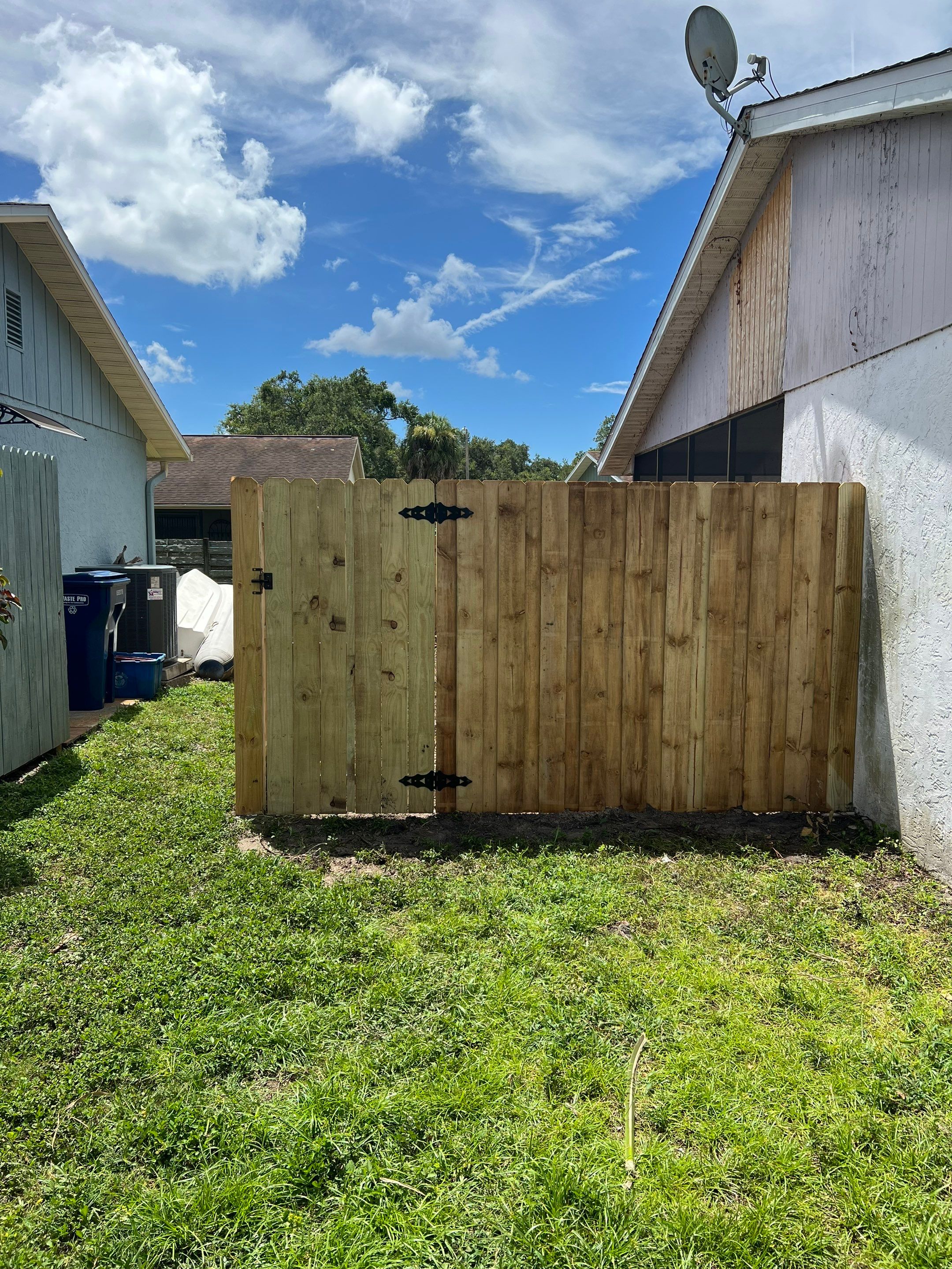 Bradenton, FL 6ft. Tall Board on Board Privacy Fence  by Asap fence and gates, LLC