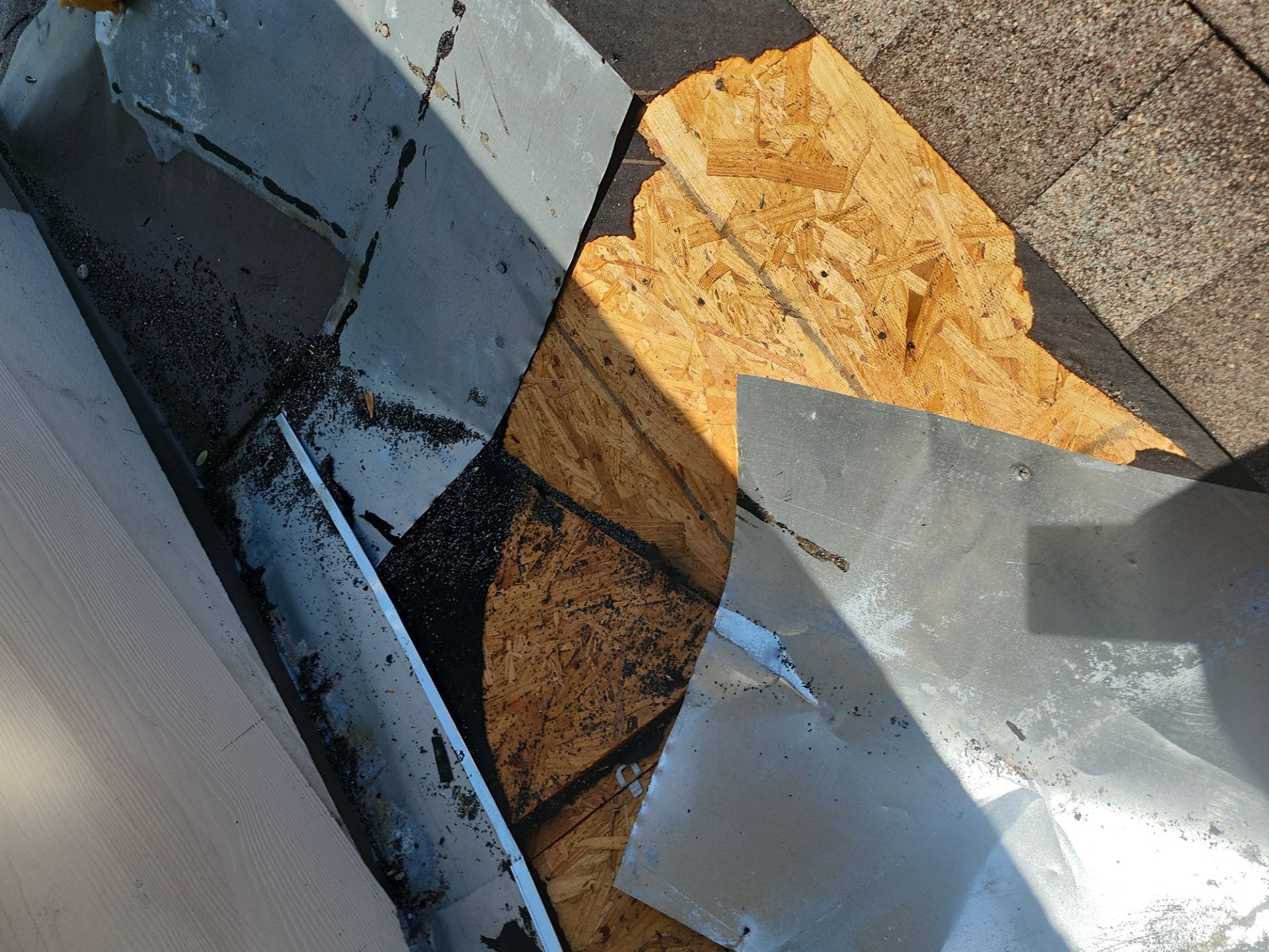Hail Damage using Owen's Corning Duration (Lifetime) Shingles by Roof Repair Company