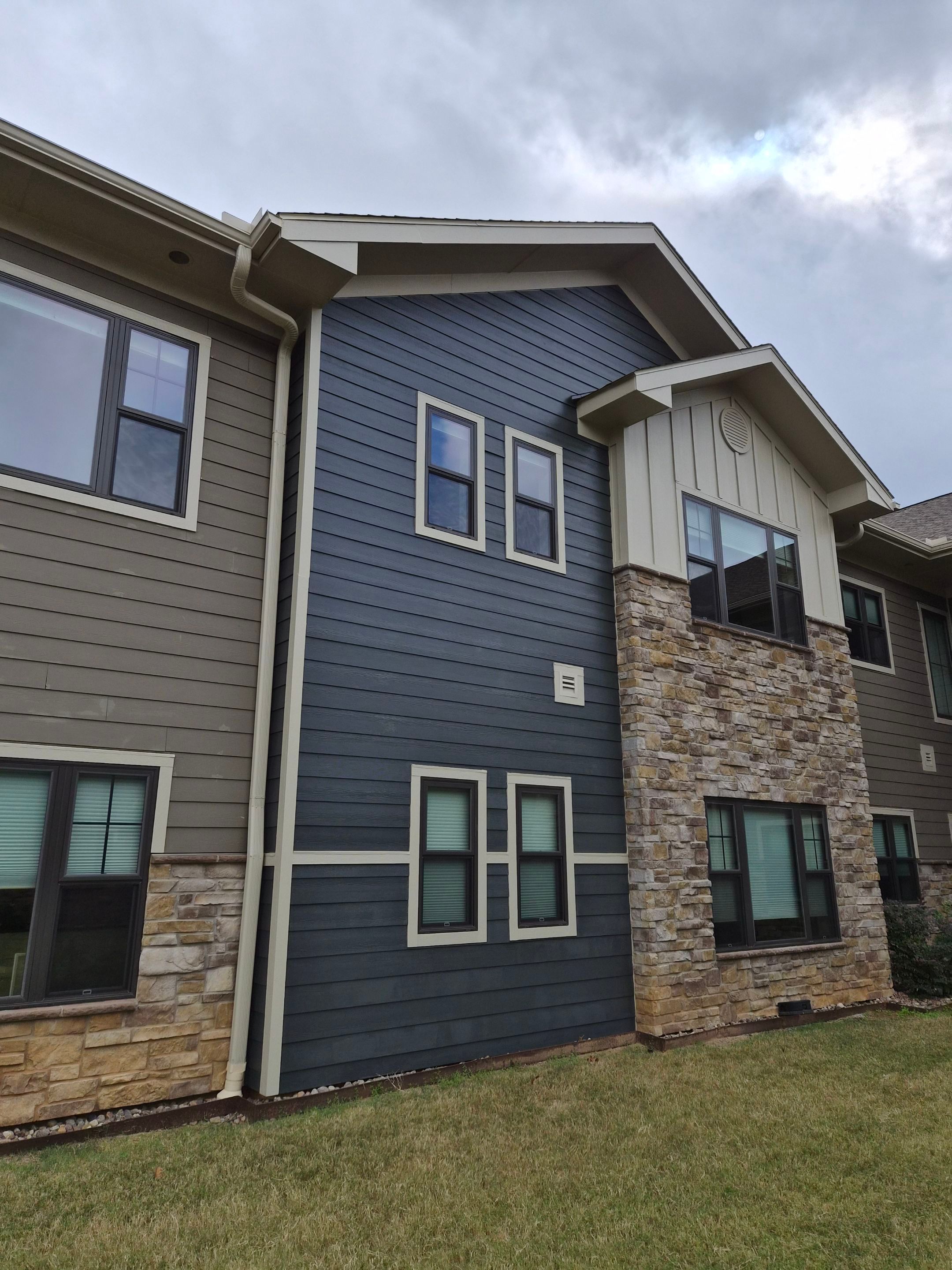Commercial Exterior Painting Project | Primrose Retirement Community – Tyler, TX 🏢🎨 by Quality Coats Painting