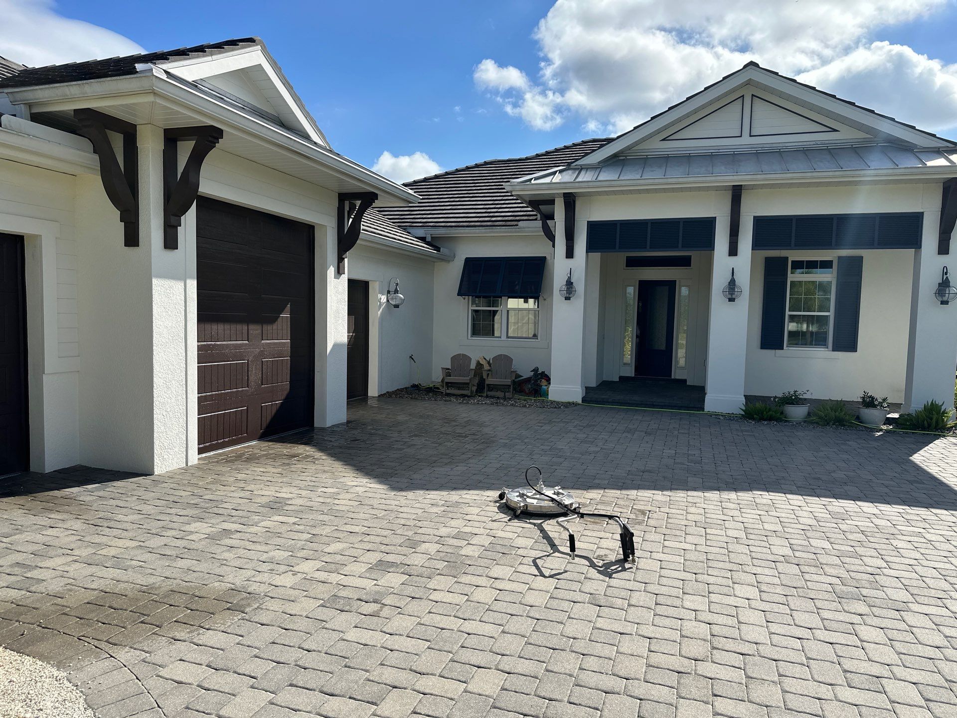 Driveway and Pool Deck Cleaning in Bradenton, FL | Winding River Community by Sunshine AquaWash