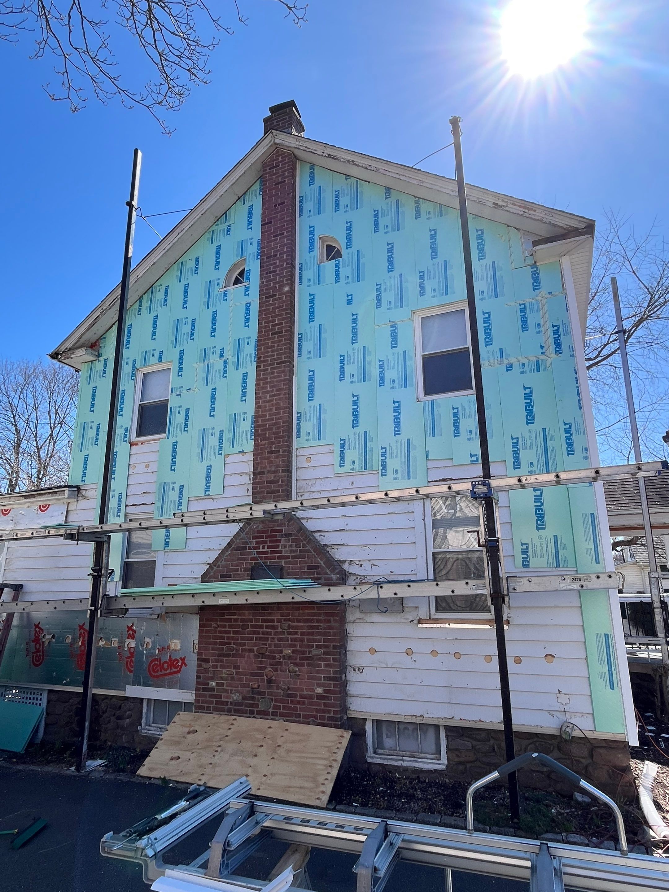 Refreshed Siding with Cert. Mainstreet D/4 clapboard, White by DiGiorgi Roofing and Siding Inc