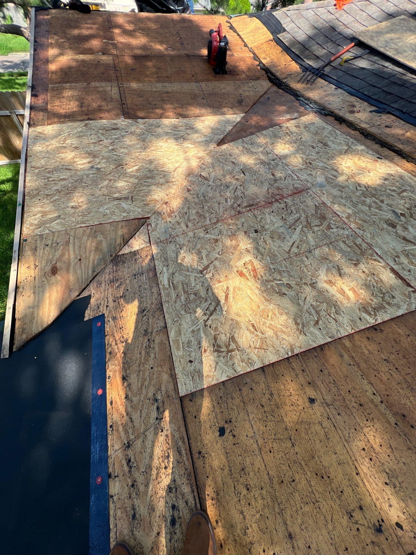 Residential Roofing Installation using Owen's Corning Duration (Lifetime) Shingles by Roof Repair Company