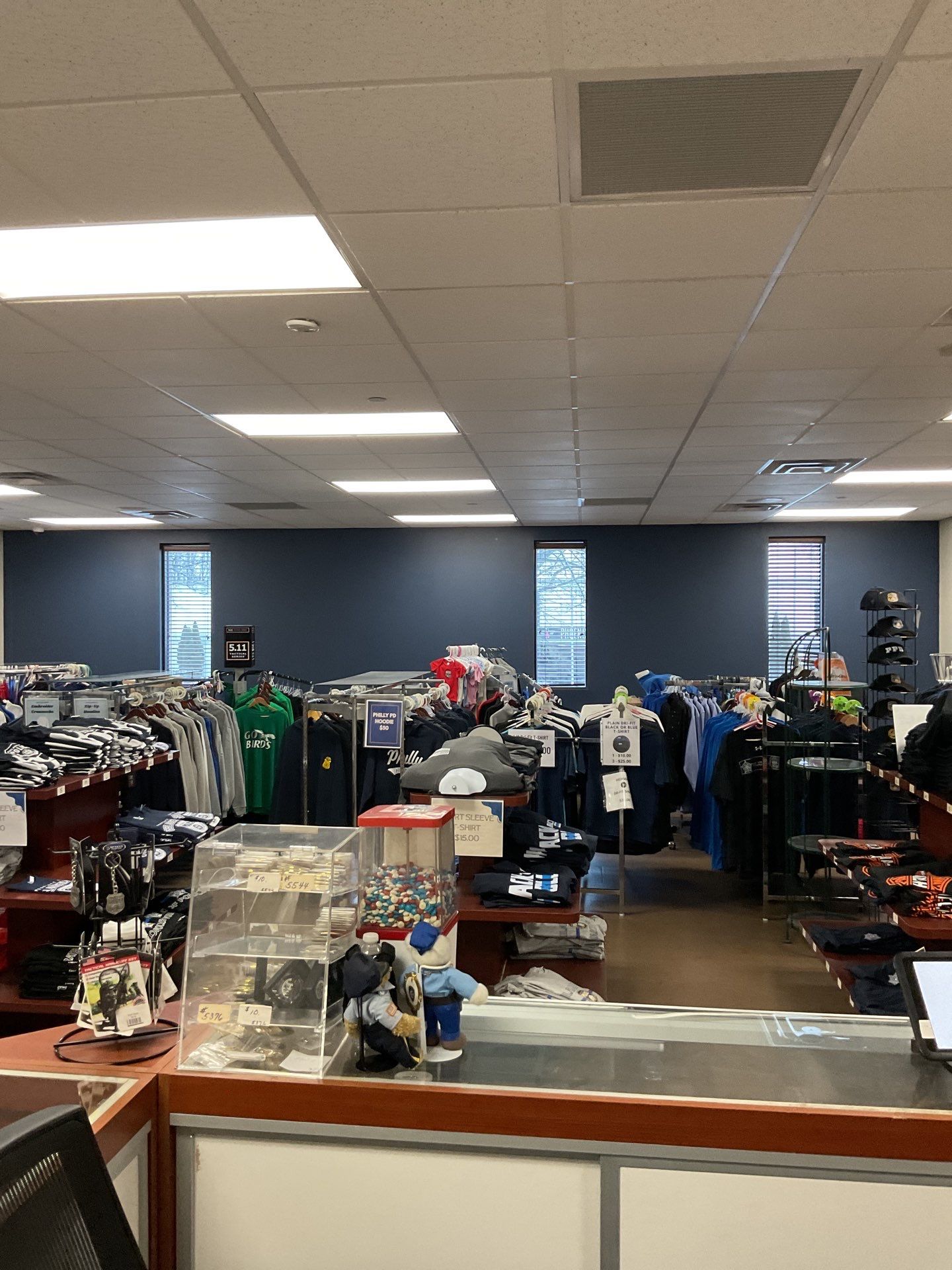 Smooth Walls and a Fresh Foundation for the Entire Space by Groovy Hues