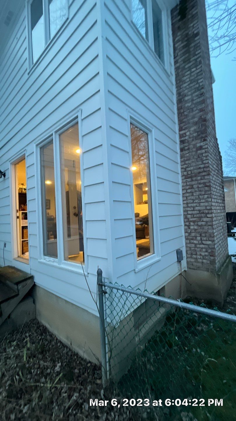 Interior Renovation and Window Replacement by Ivy Lea Construction