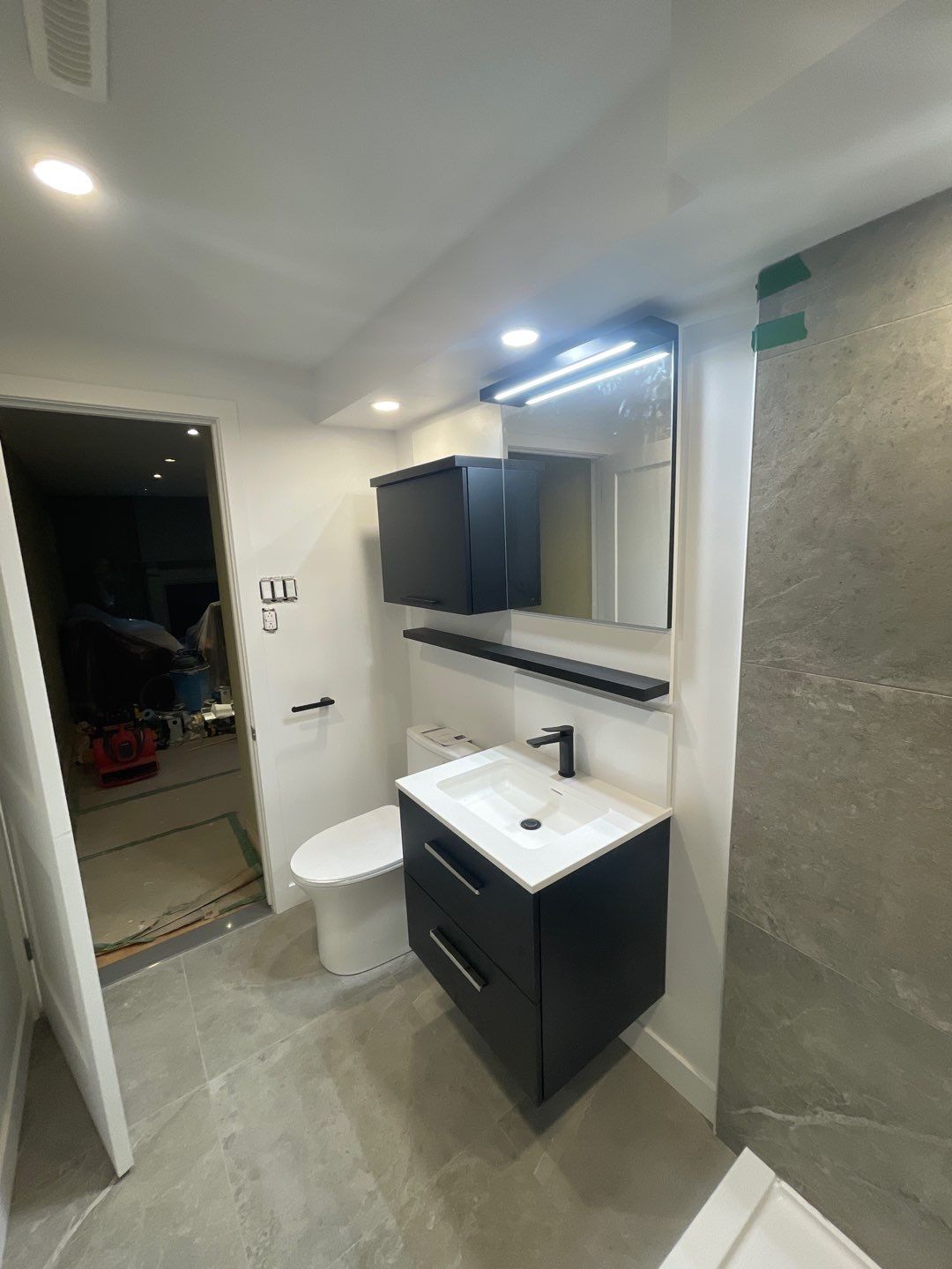 Bathroom remodel by Eco-Nature Construction Inc.