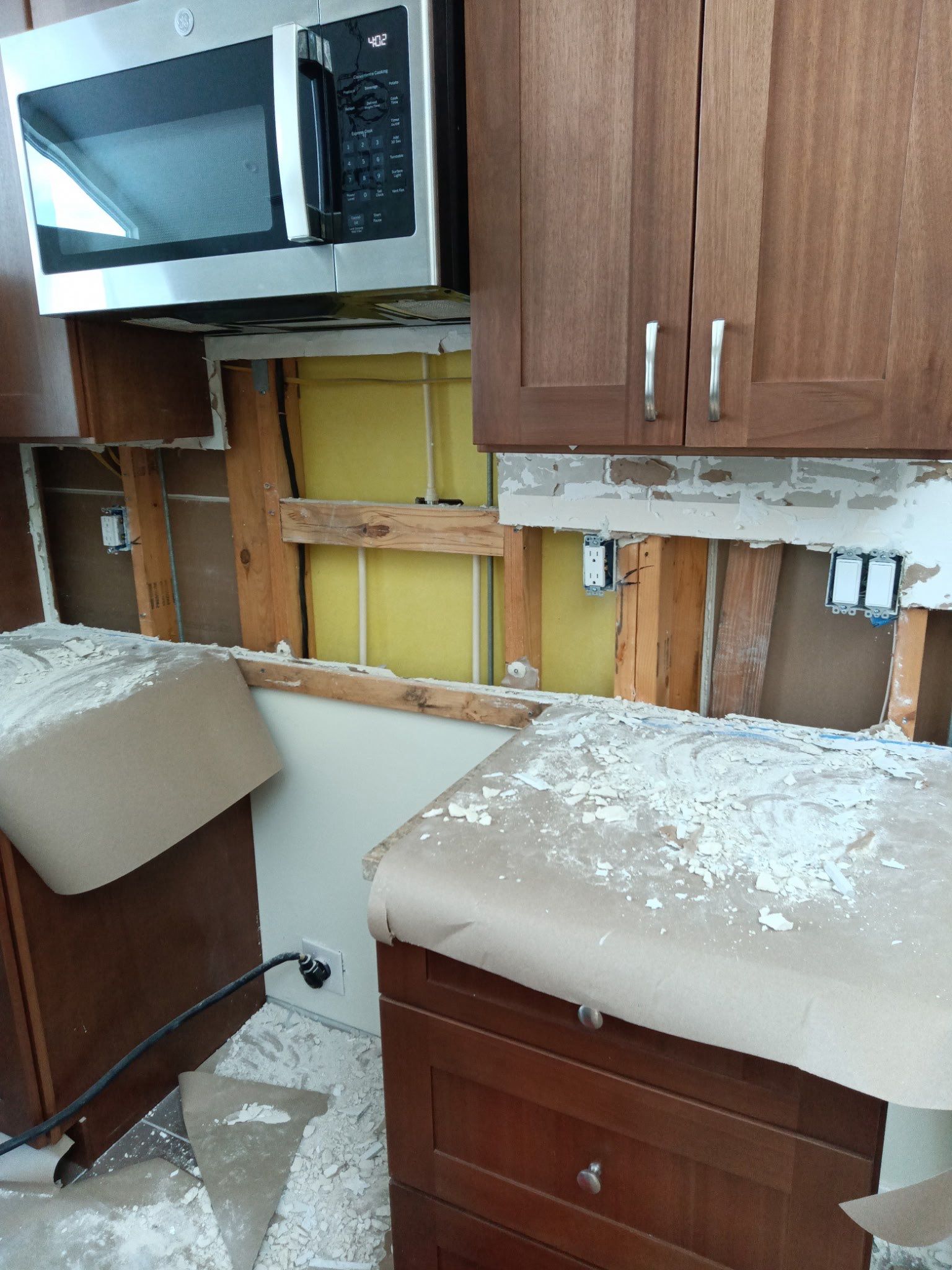 Backsplash Fix From Previous Install by Axtra Hand