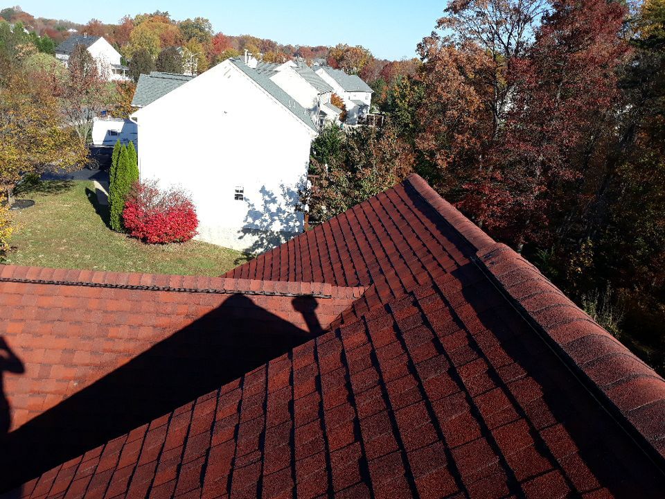 Woodbridge: CertainTeed Landmark Designer Shingles in Cottage Red by RM Banning, Inc.