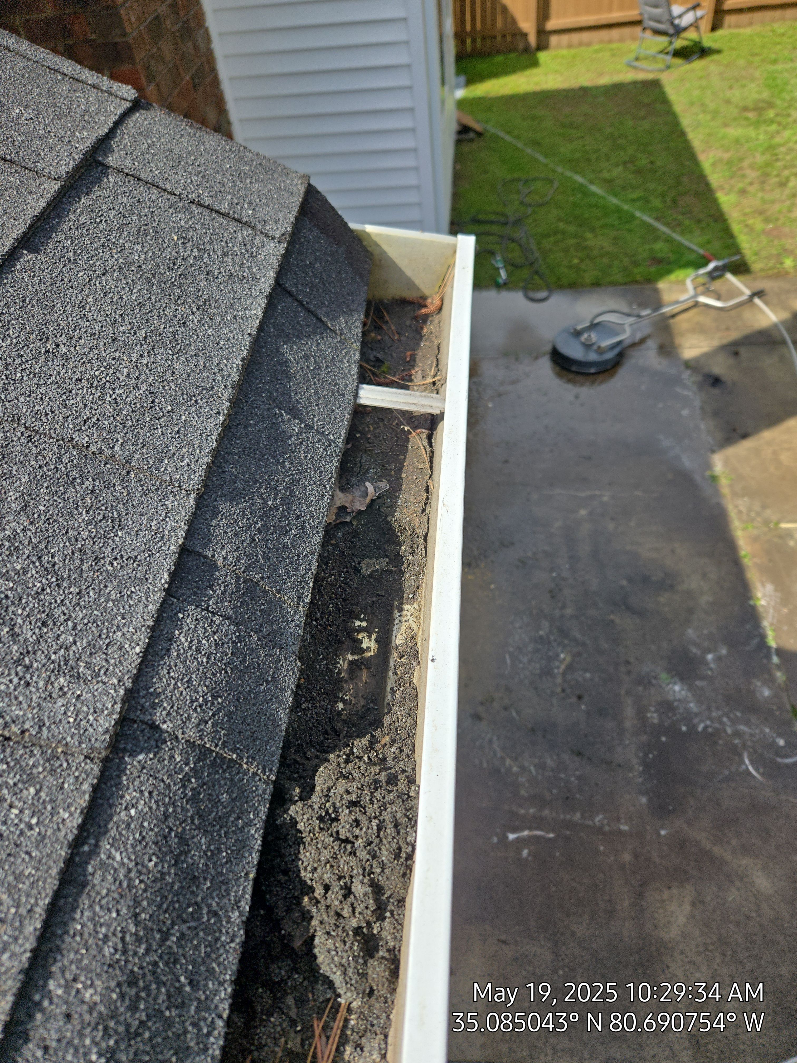 House Wash using cleaner by Power Wash Masters LLC