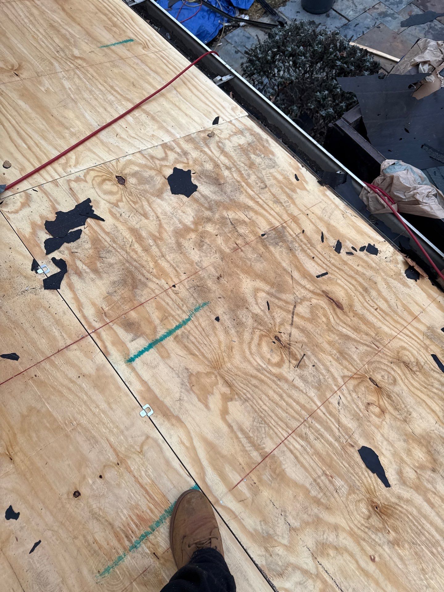 Springfield : Residential Roof Replacement with CertainTeed Landmark Pro in Max Moire Black  by RM Banning, Inc.