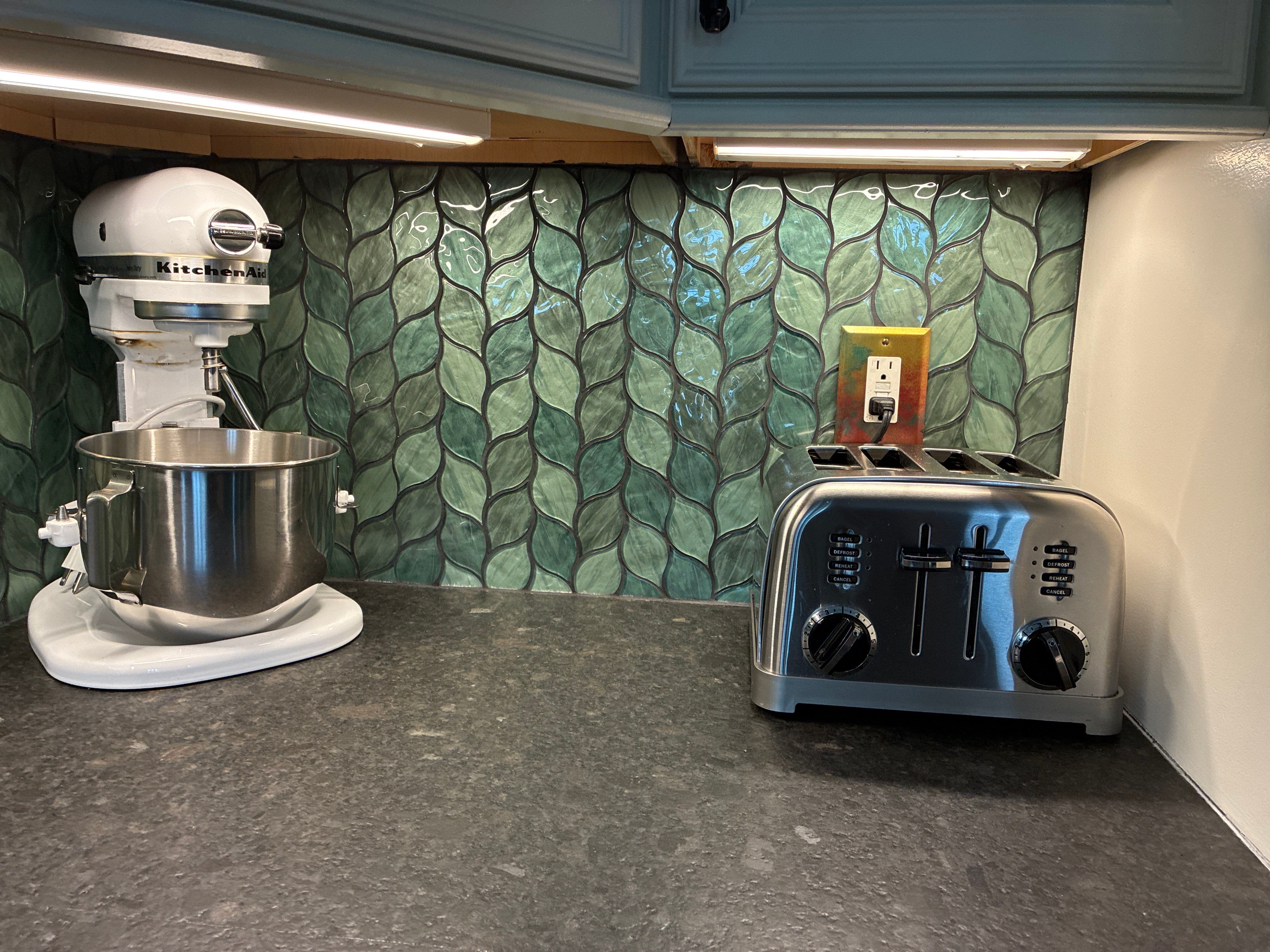 Tellico Village Backsplash by Footprints Floors Knoxville