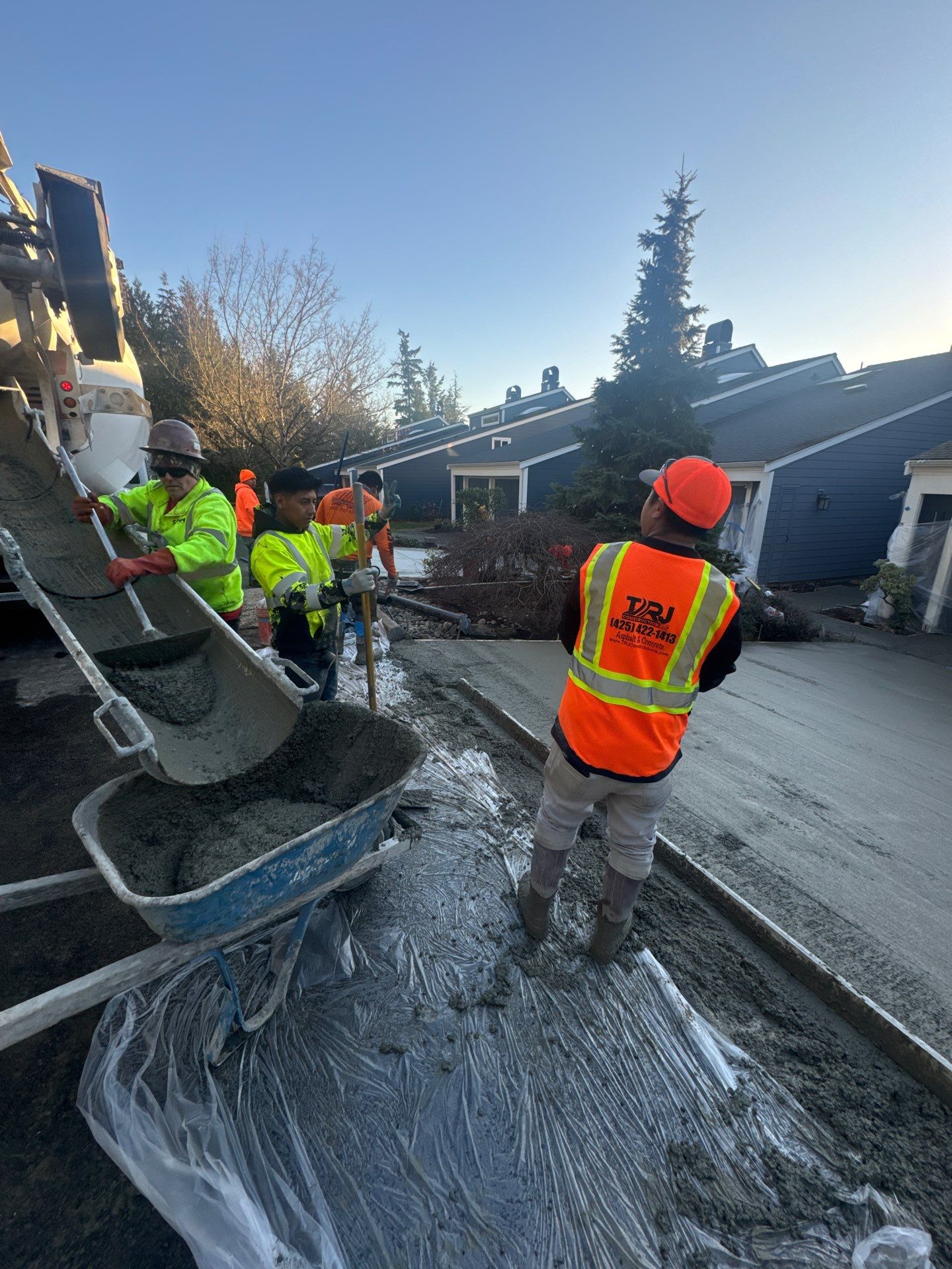 Concrete Driveway Repair | Kirkland  by Jireh Asphalt & Concrete Inc 