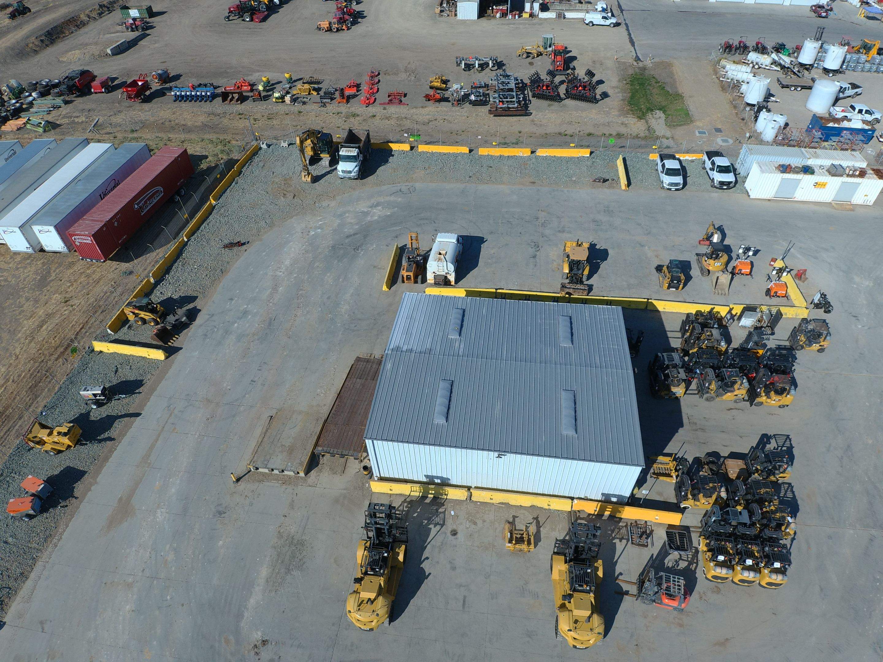 MR Roofing system using Conklin Benchmark/PUMA XL fabric and coating by Straight Edge Roofing Inc