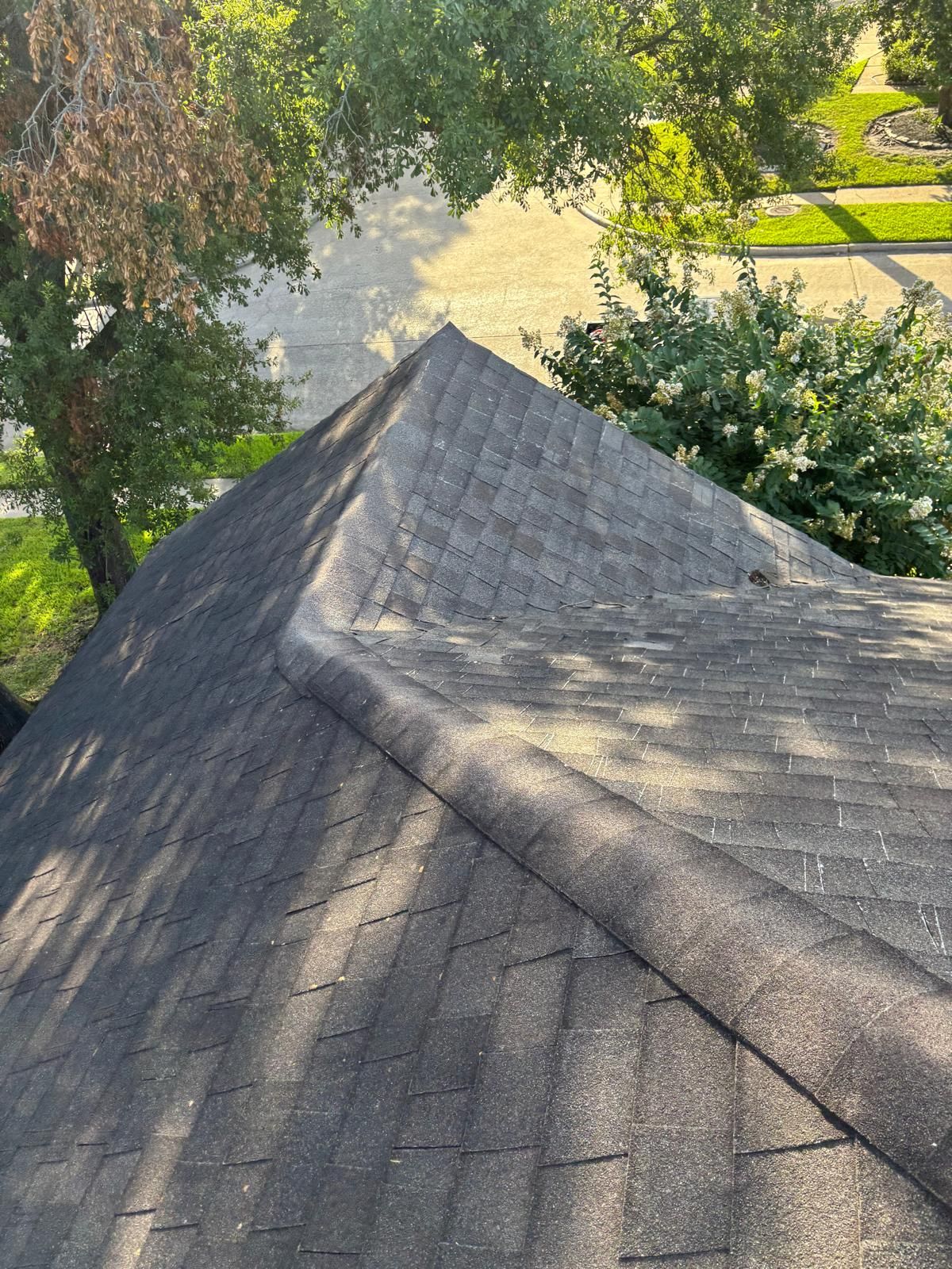Hail Damage using Owen's Corning Duration (Lifetime) Shingles by Roof Repair Company