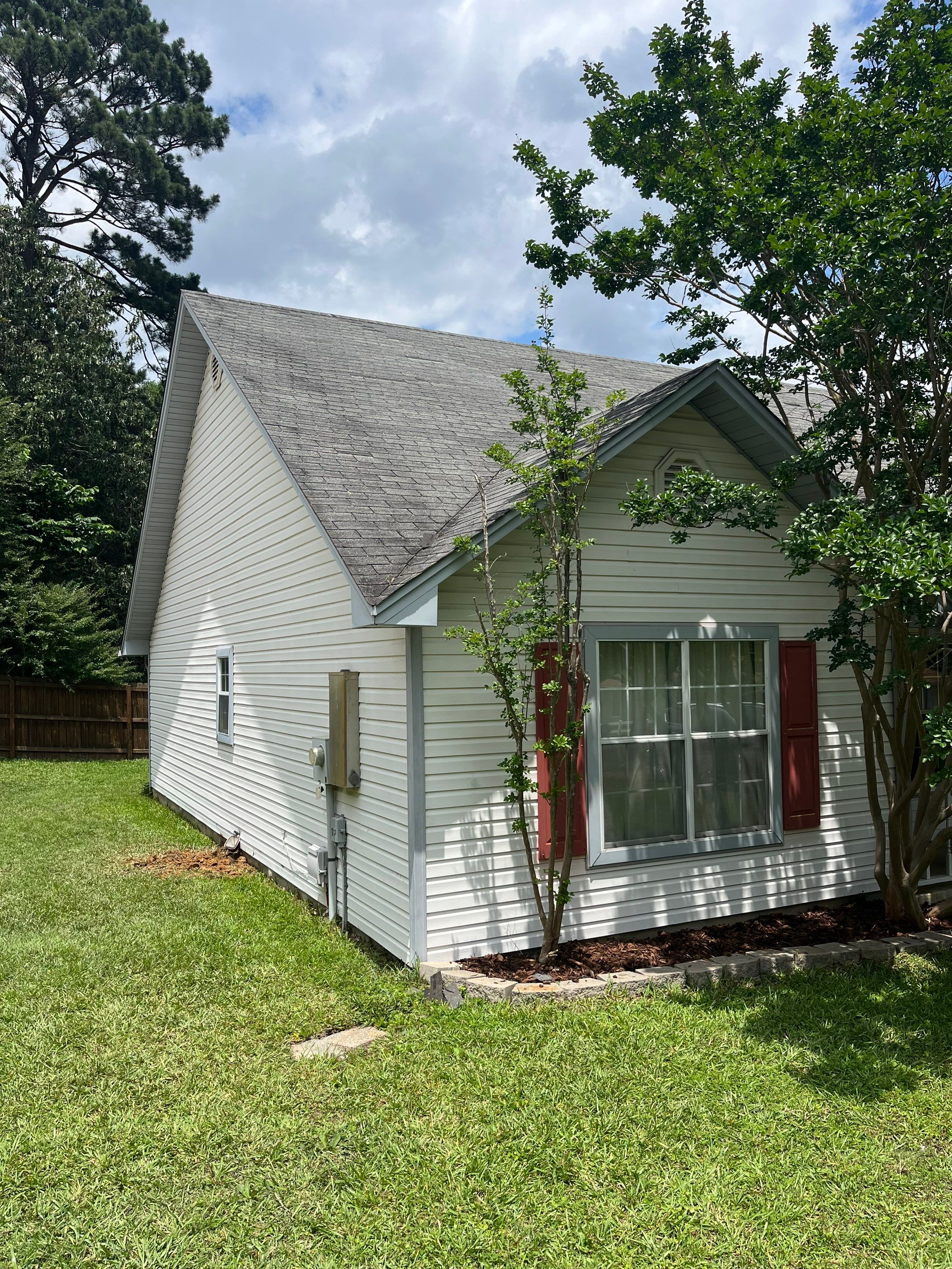 Benton Roof Replacement Featuring GAF Timberline HDZ Shingles by Temple Roofing and Exteriors