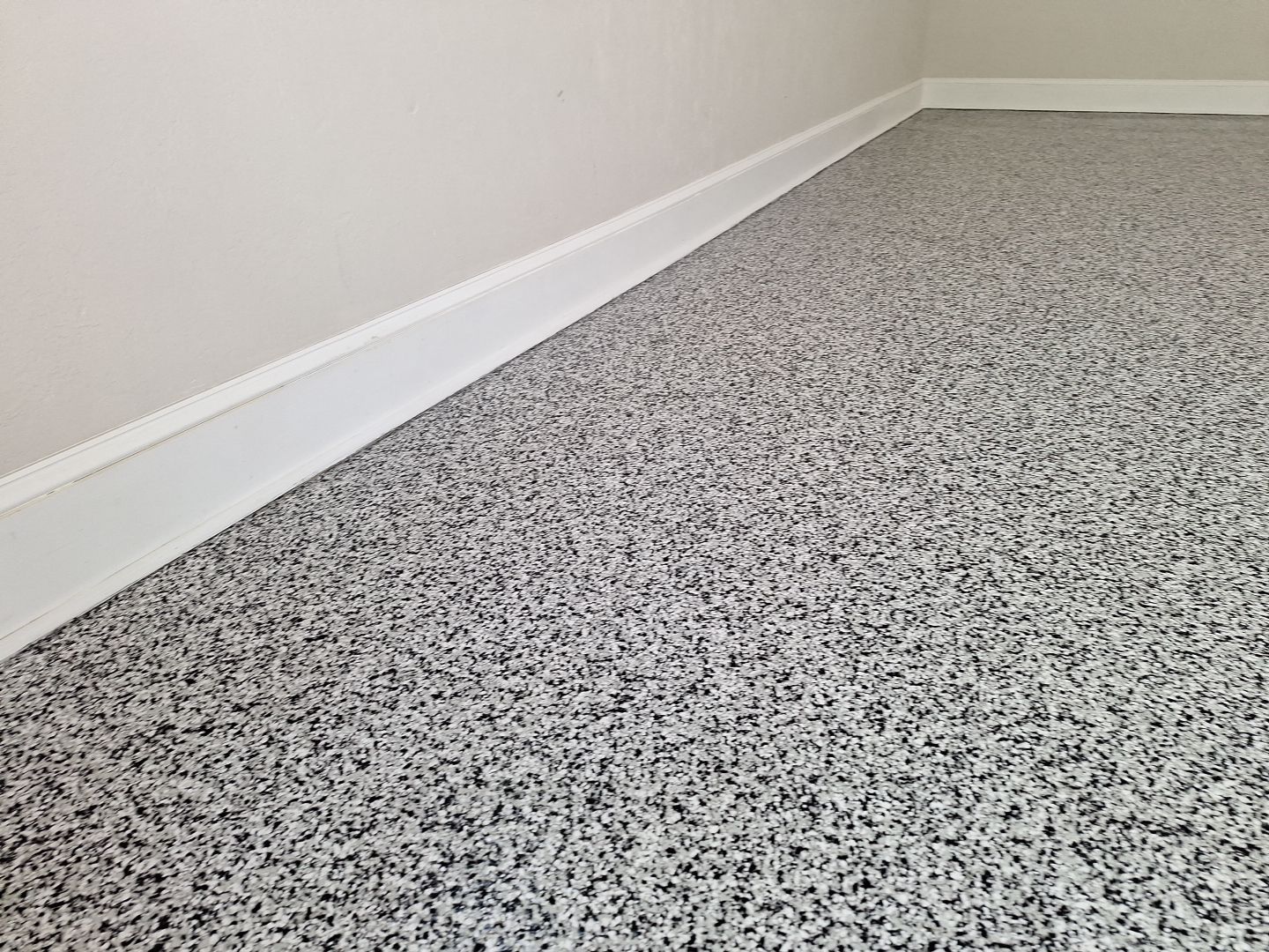 Domino Garage by Deese Elite Concrete Coatings