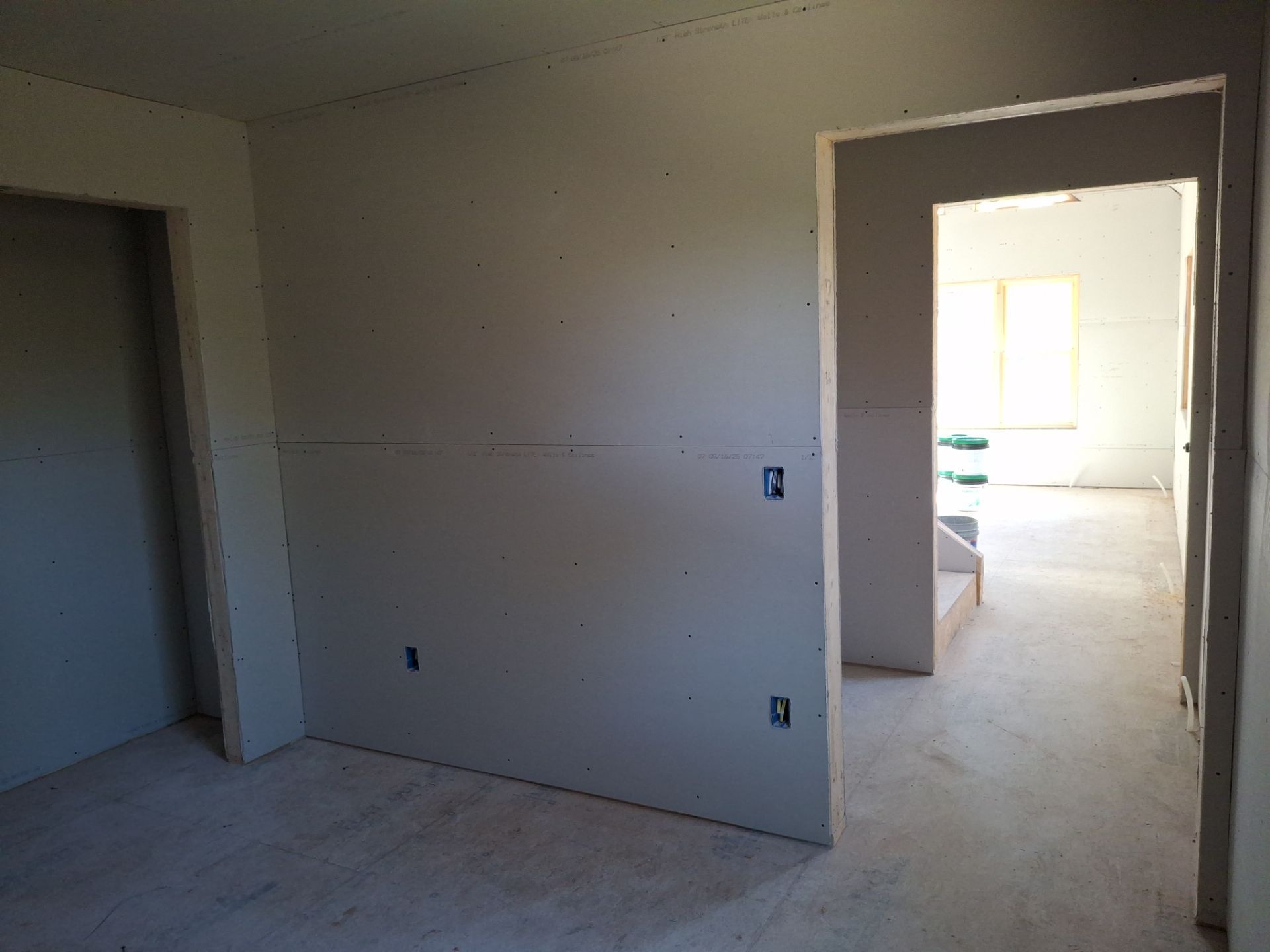 New construction Drywall  by Big Pine Panting Inc