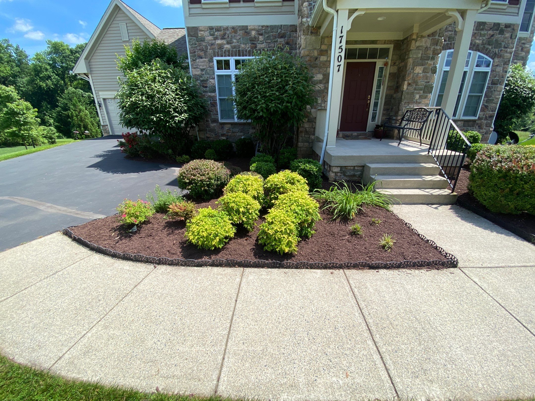 Landscape Cleanup & Mulch  by The Smet Companies, LLC