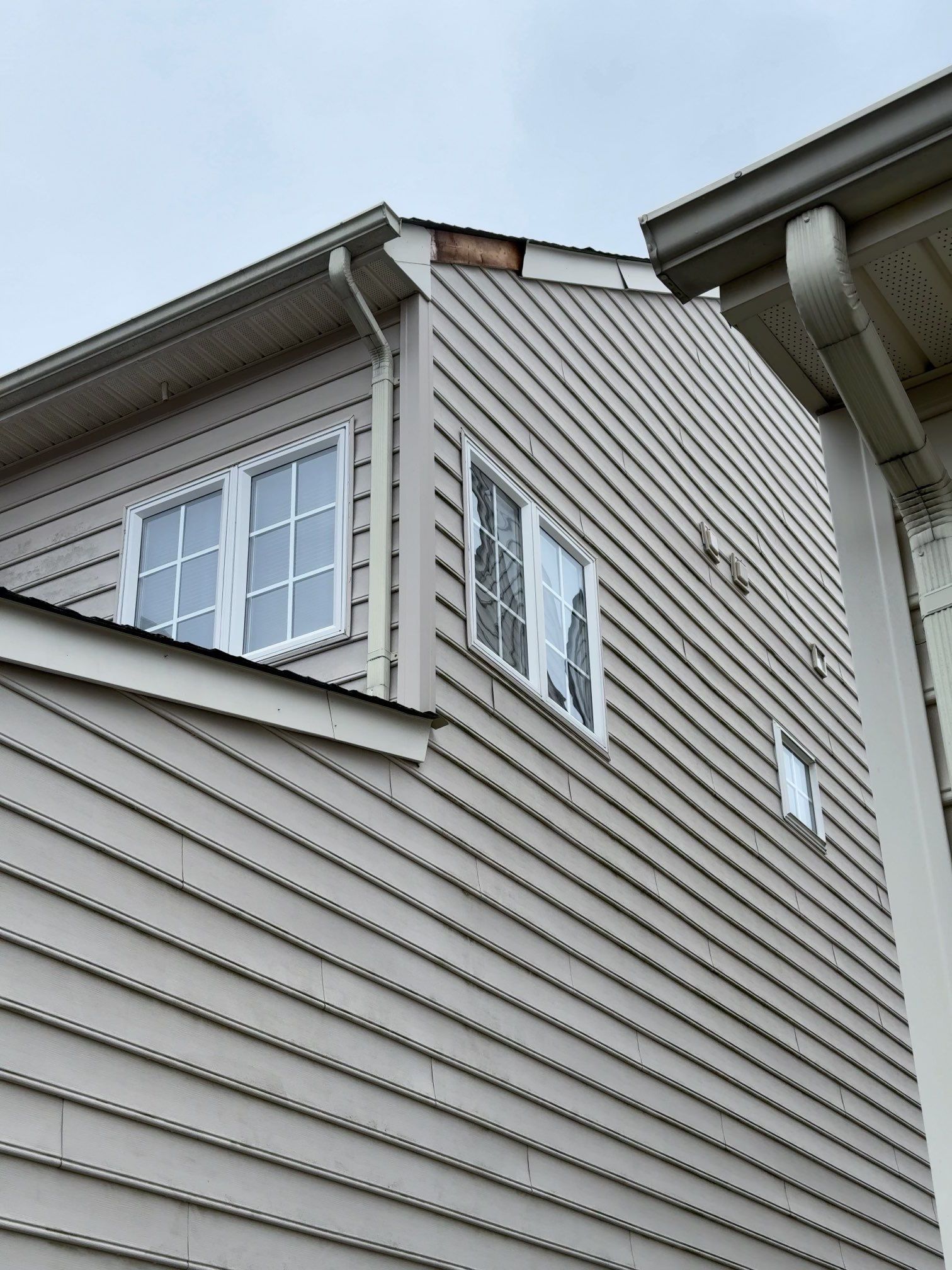 Alexandria: Residential Roof Replacement with CertainTeed Landmark Pro in Max Def Charcoal Black by RM Banning, Inc.