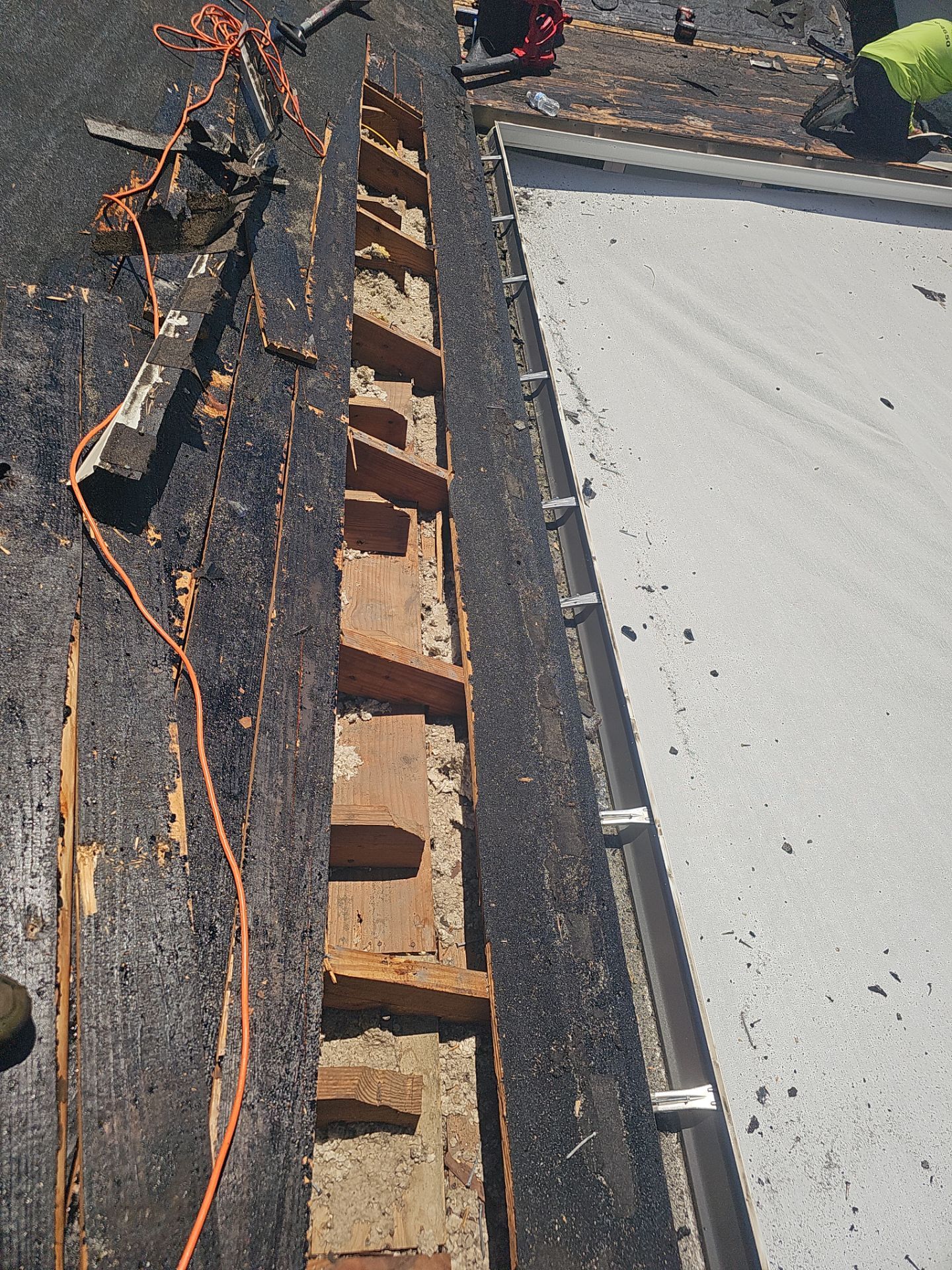 Project in St. Petersburg 33704 by Mitchell Roofing Company LLC 