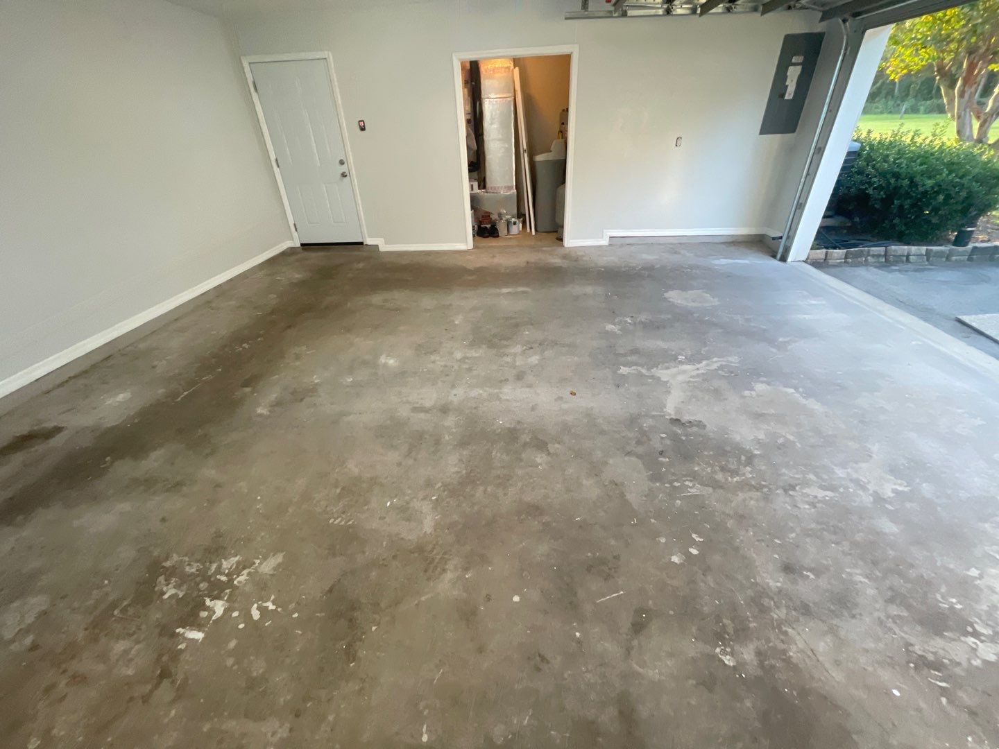 Garage Project in Alachua, FL in Smoke by Cross Creek Concrete Coatings