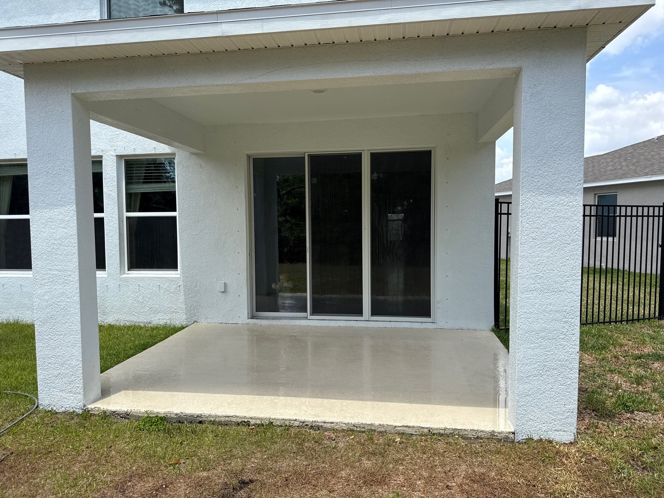 Full Exterior Concrete and Detail Cleaning – Silverstone North, Palmetto, FL by Sunshine AquaWash