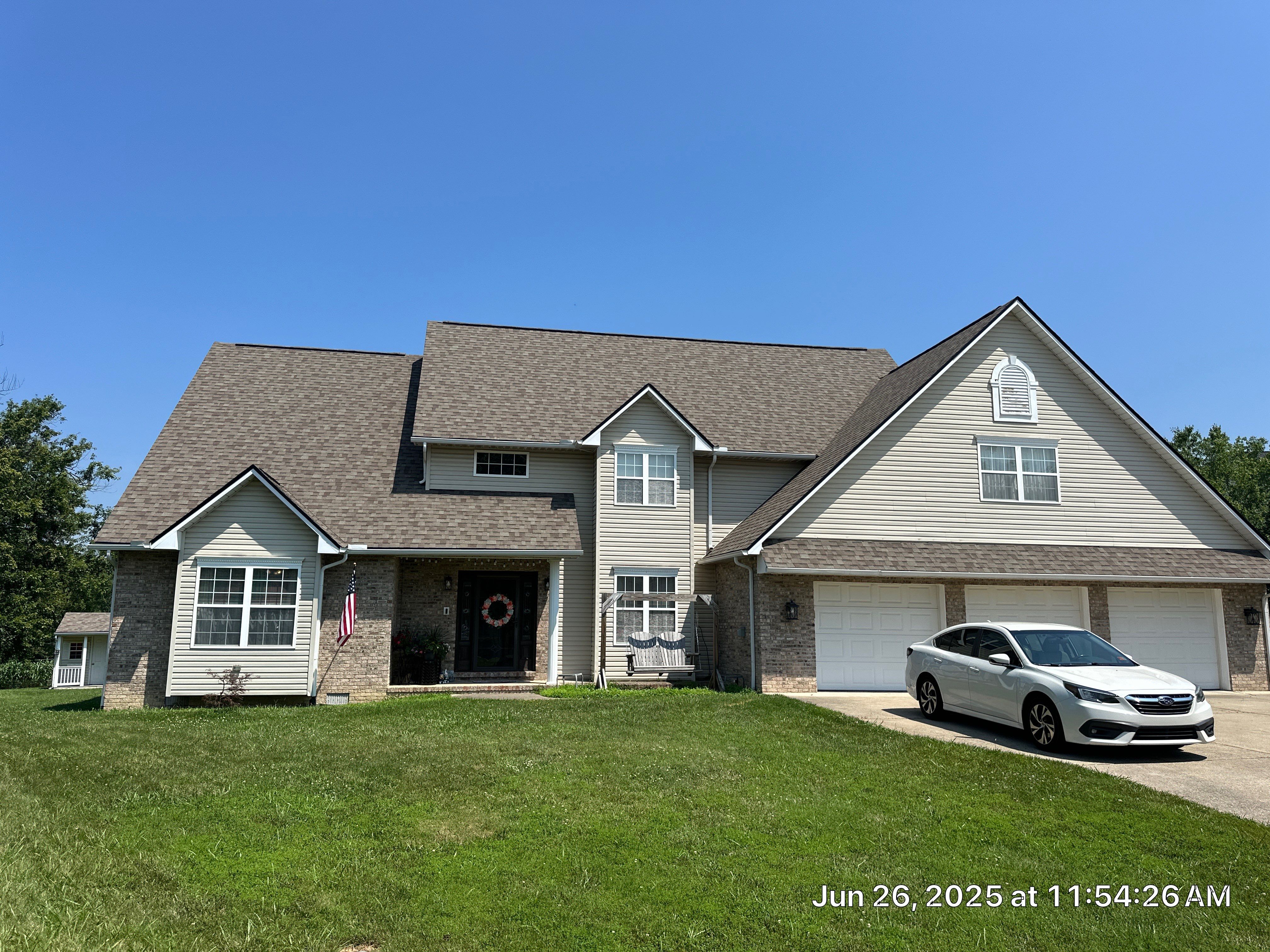 Land Mark Pro, LP Smartside, and Harbor Mill Vinyl Shake Siding by Fahey Roofing + Contracting