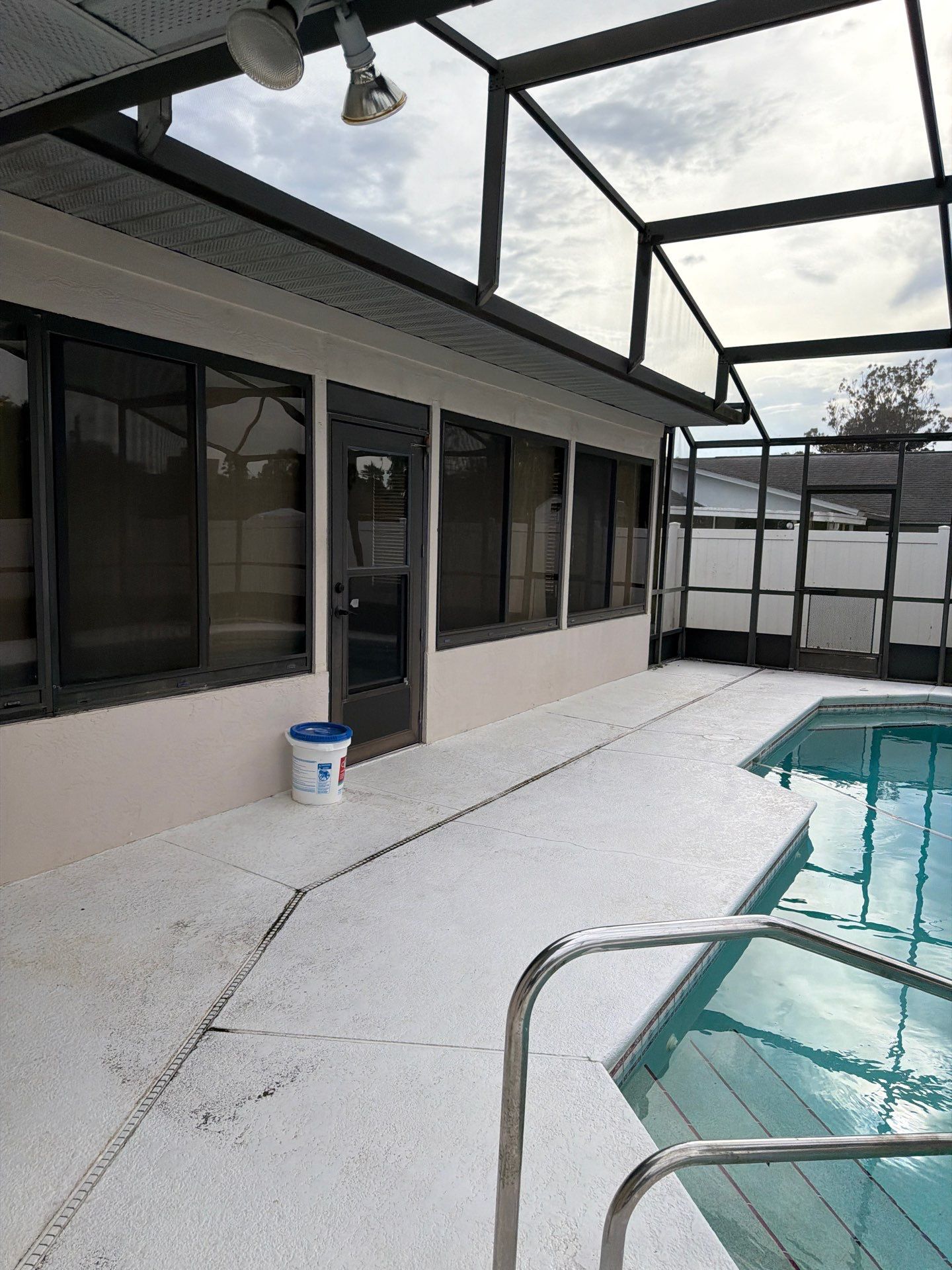 Deltona Roof Replacement Featuring Atlas Pinnacle Sun in Cool Coral Canyon by Pinnacle Roofing Group