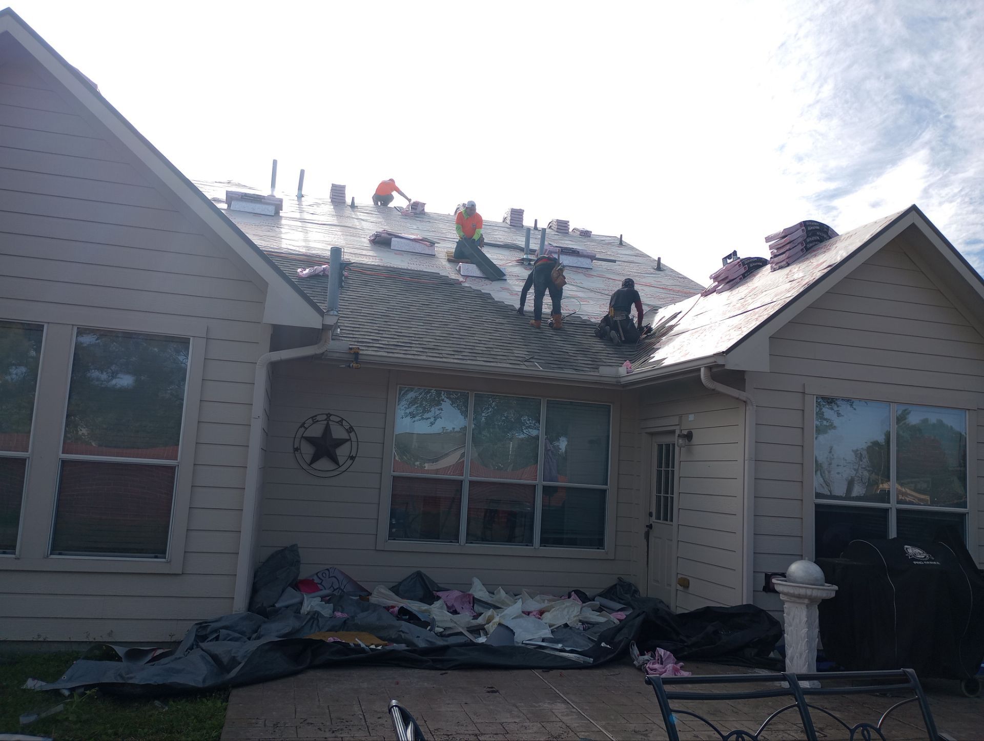 Residential Roofing Installation using Owen's Corning Duration (Lifetime) Shingles by Roof Repair Company