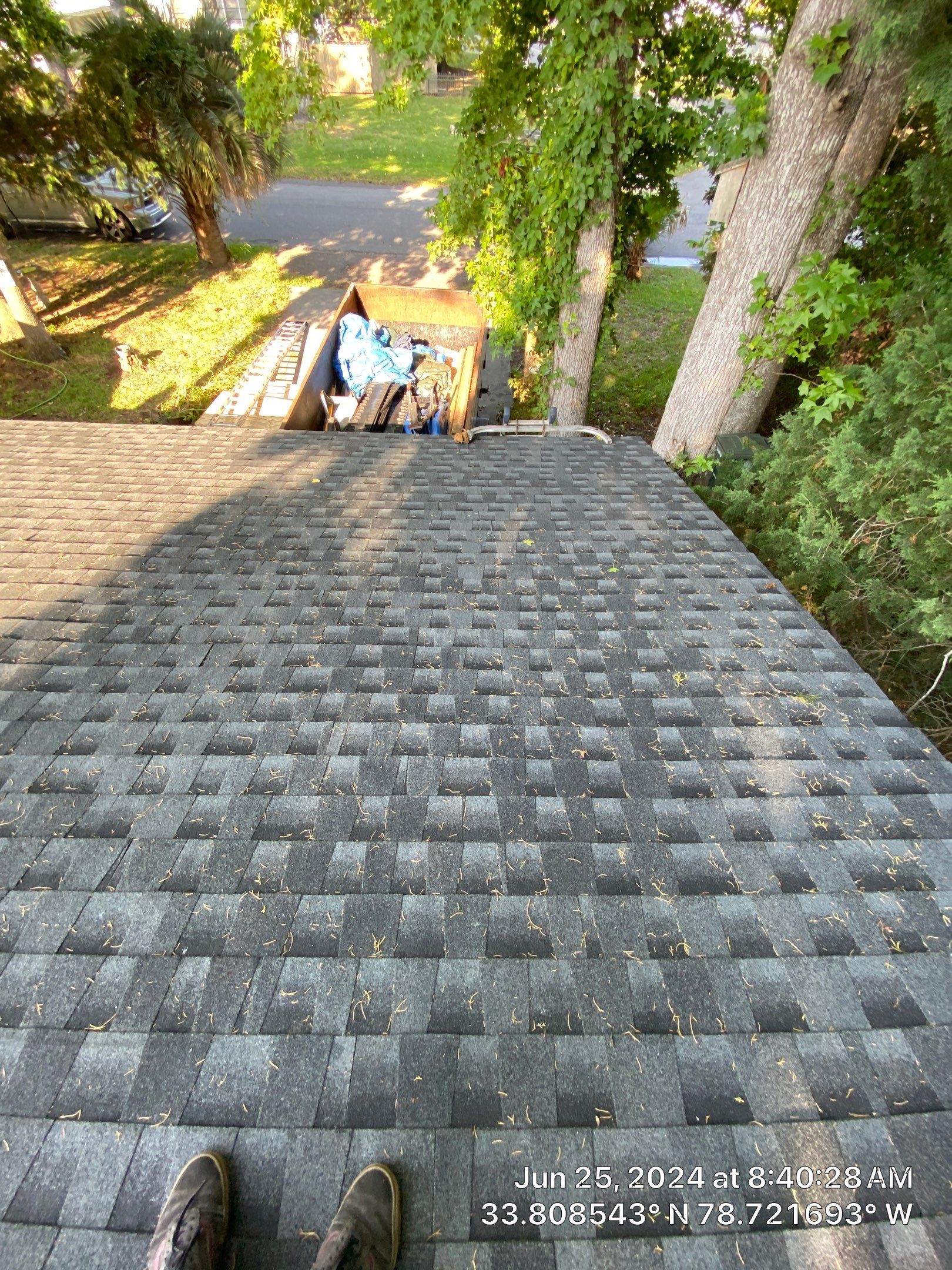 GAF HDZ - Charcoal by Linta Roofing Inc