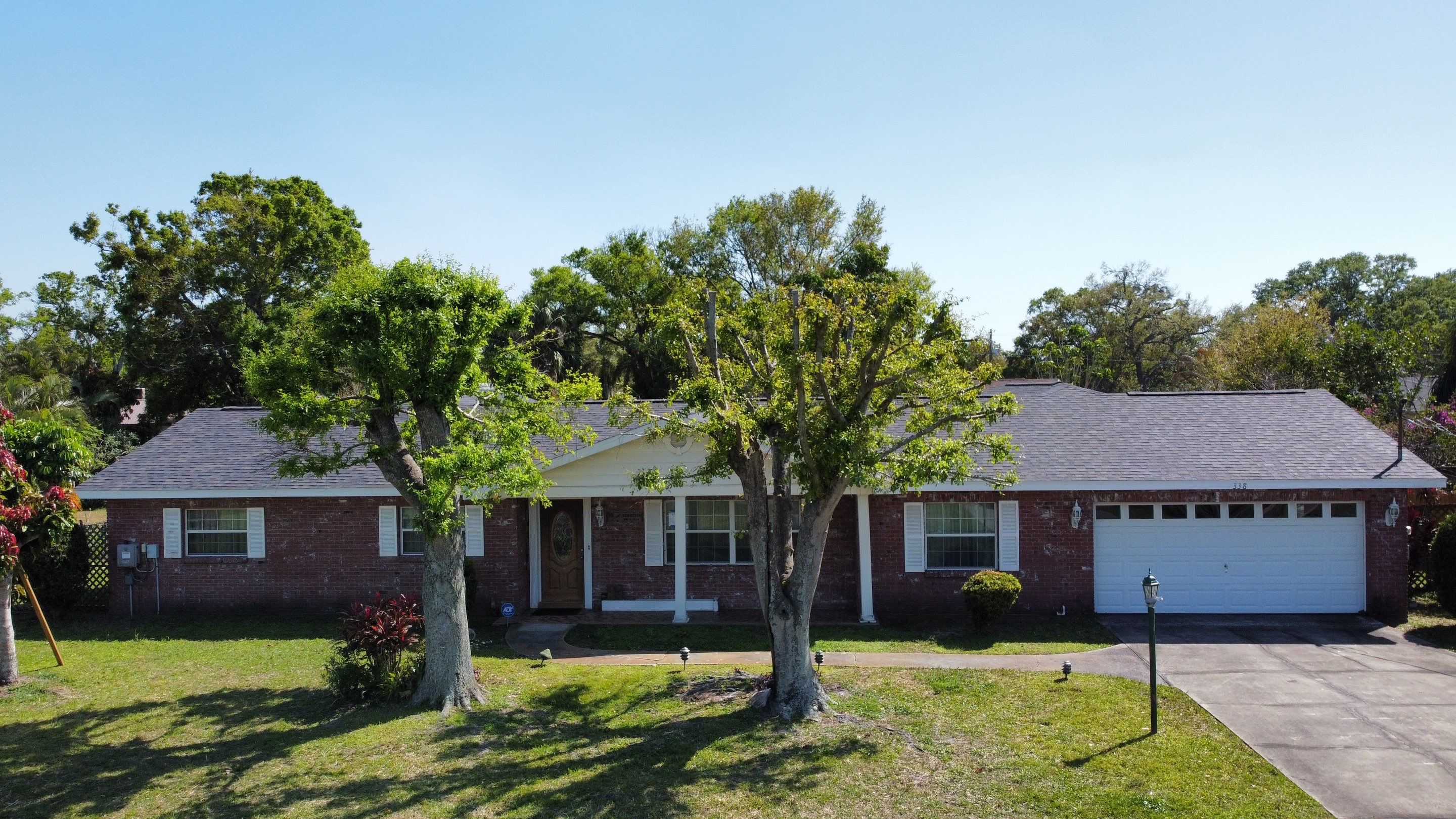 Roof replacement in Ruskin, FL. by Steadfast Roofing 