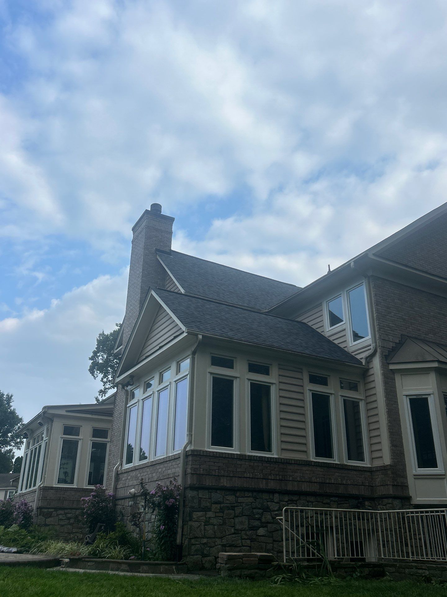 Great Falls : residential Roof with CertainTeed Landmark Pro in Max Def Moire Black  by RM Banning, Inc.