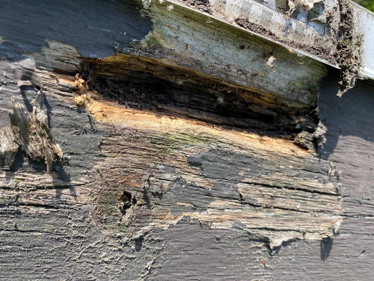 Repair Rotten Deck In West Vancouver  by YVR Construction Group