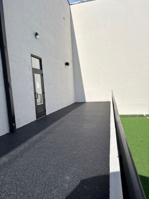 Ashburn One Life - exterior turf