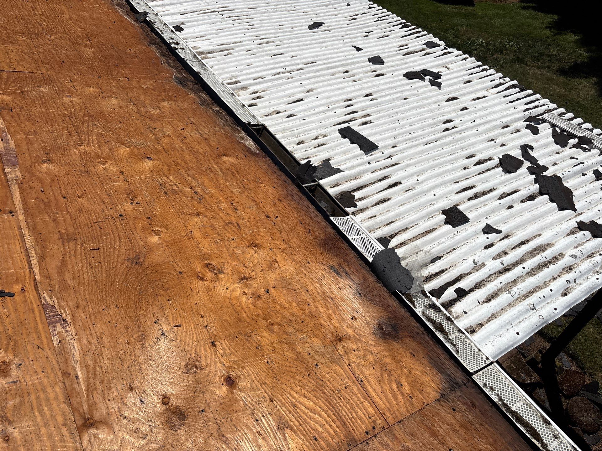 Apartment Complex Roof Replacement in Oregon City by Prodigy Roof Solutions