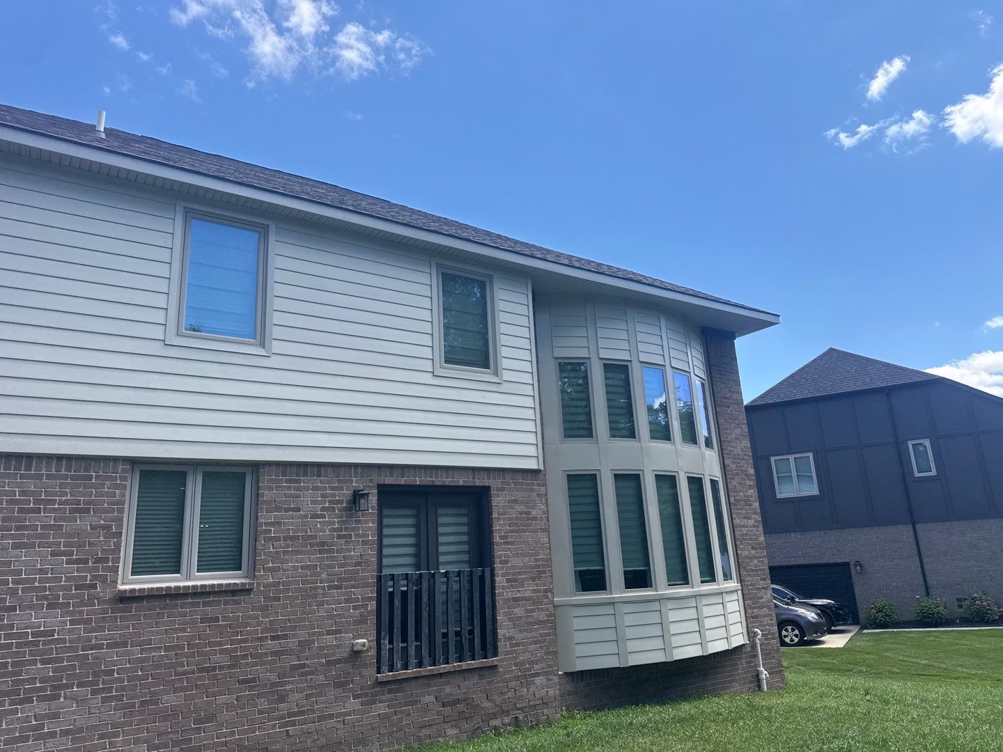 Siding Replacement using Alside S7 Cedar Mill Grain Composite by 180 Contractors