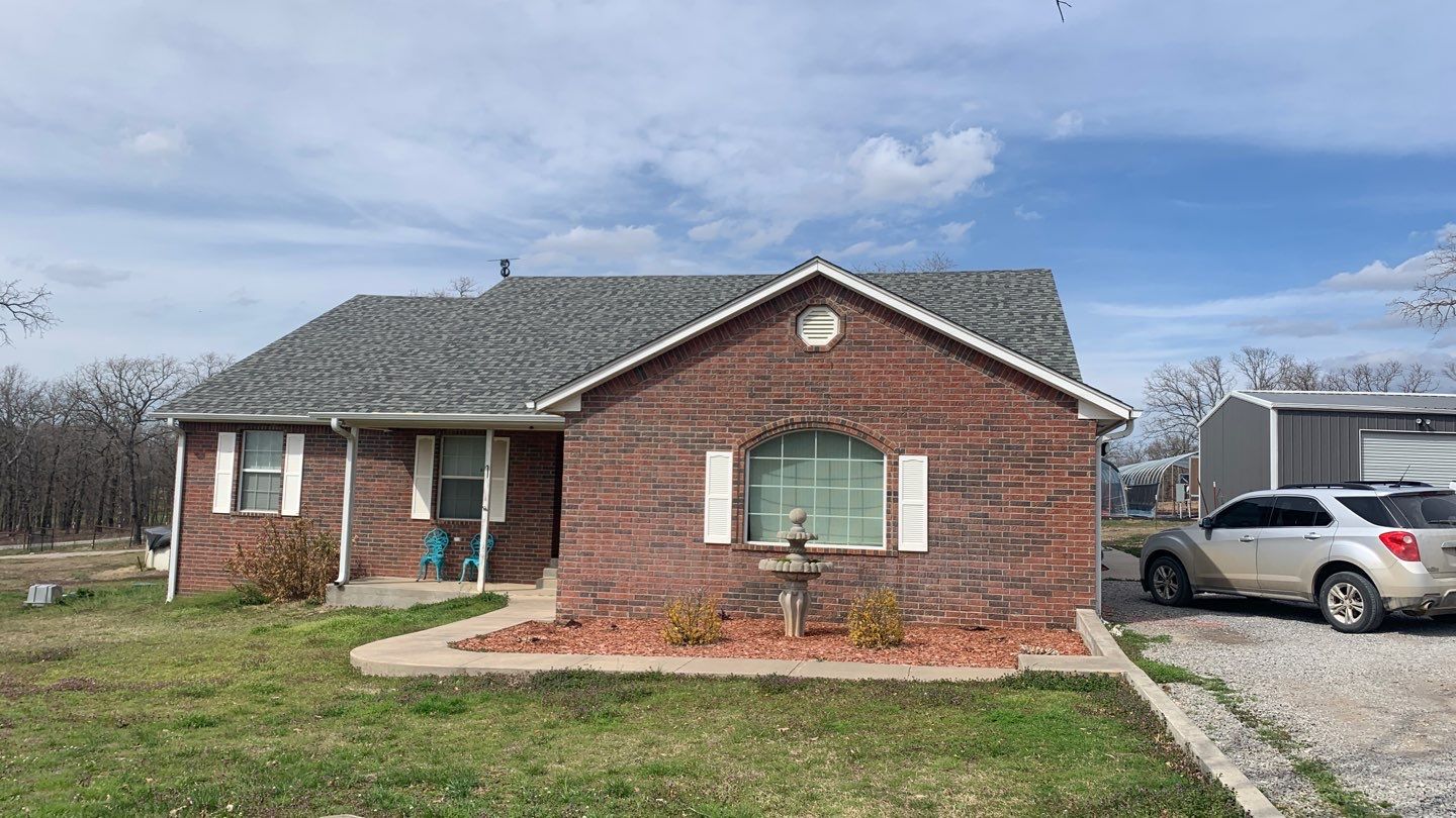 Roof Replacement and Architectural Shingle Installation in Joy, Oklahoma by BANA Roofing and Solar Supply