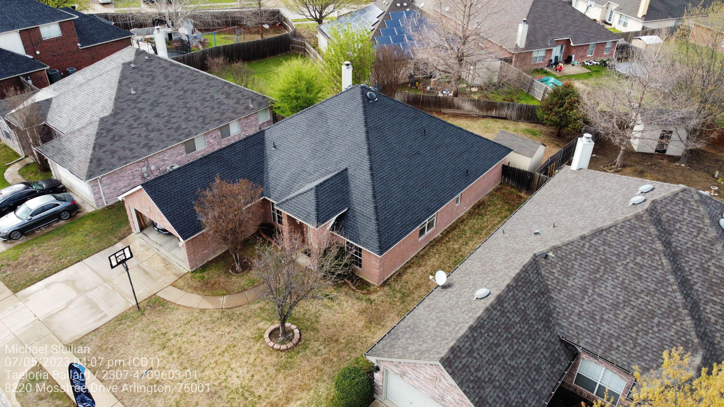 Project in Arlington  by Zeus Exteriors