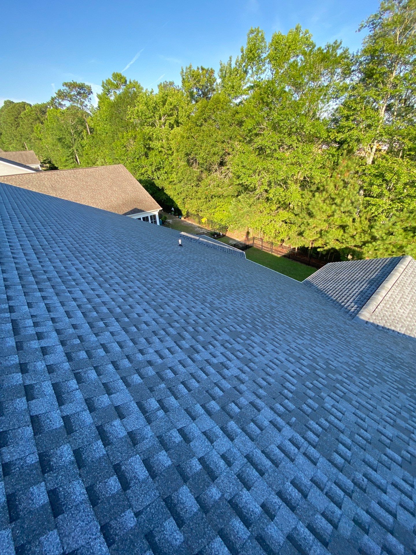 GAF HDZ- Pewter by Linta Roofing