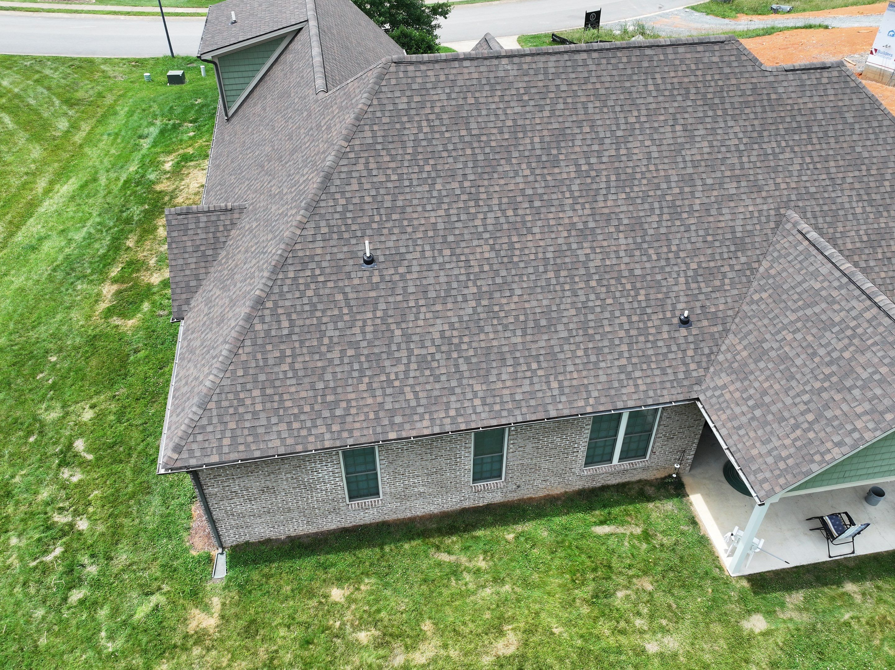 Dye Residence by Omnia Roofing