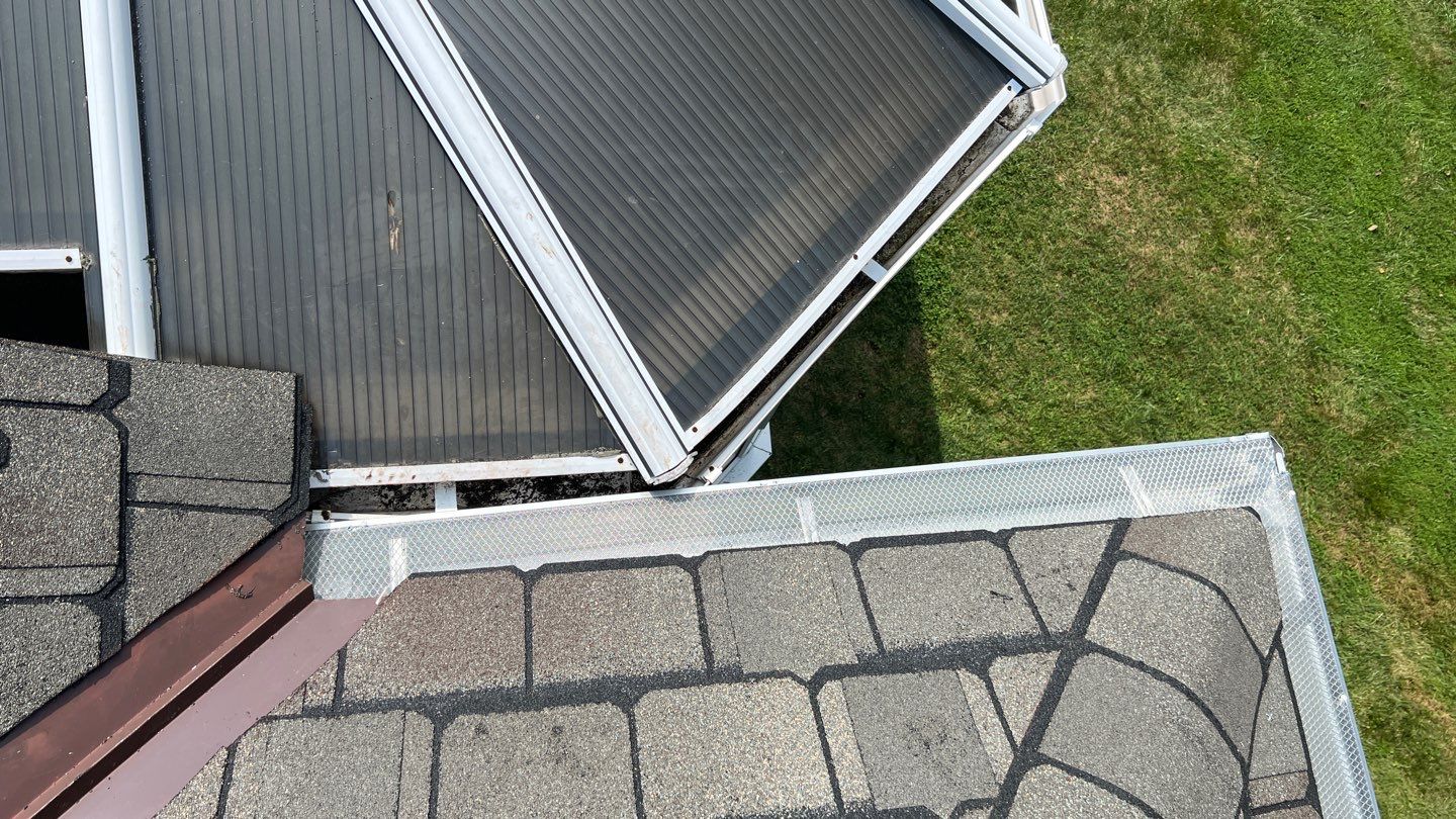 Roof Replacement using Certainteed Grand Manor Shingles by American Home Contractors