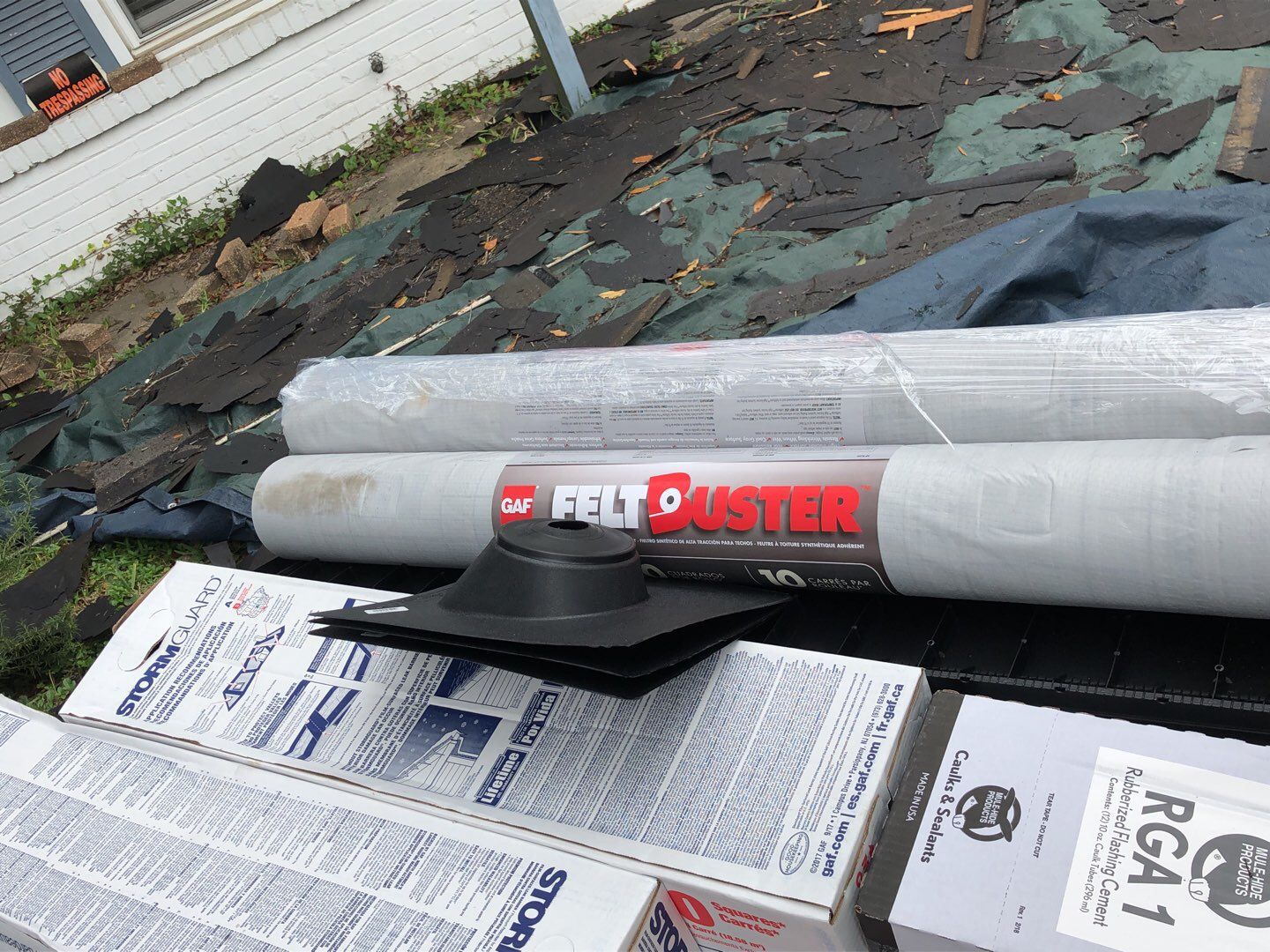 Residential Roofing Installation using Roof Replacement by American Roofing & Construction LLC