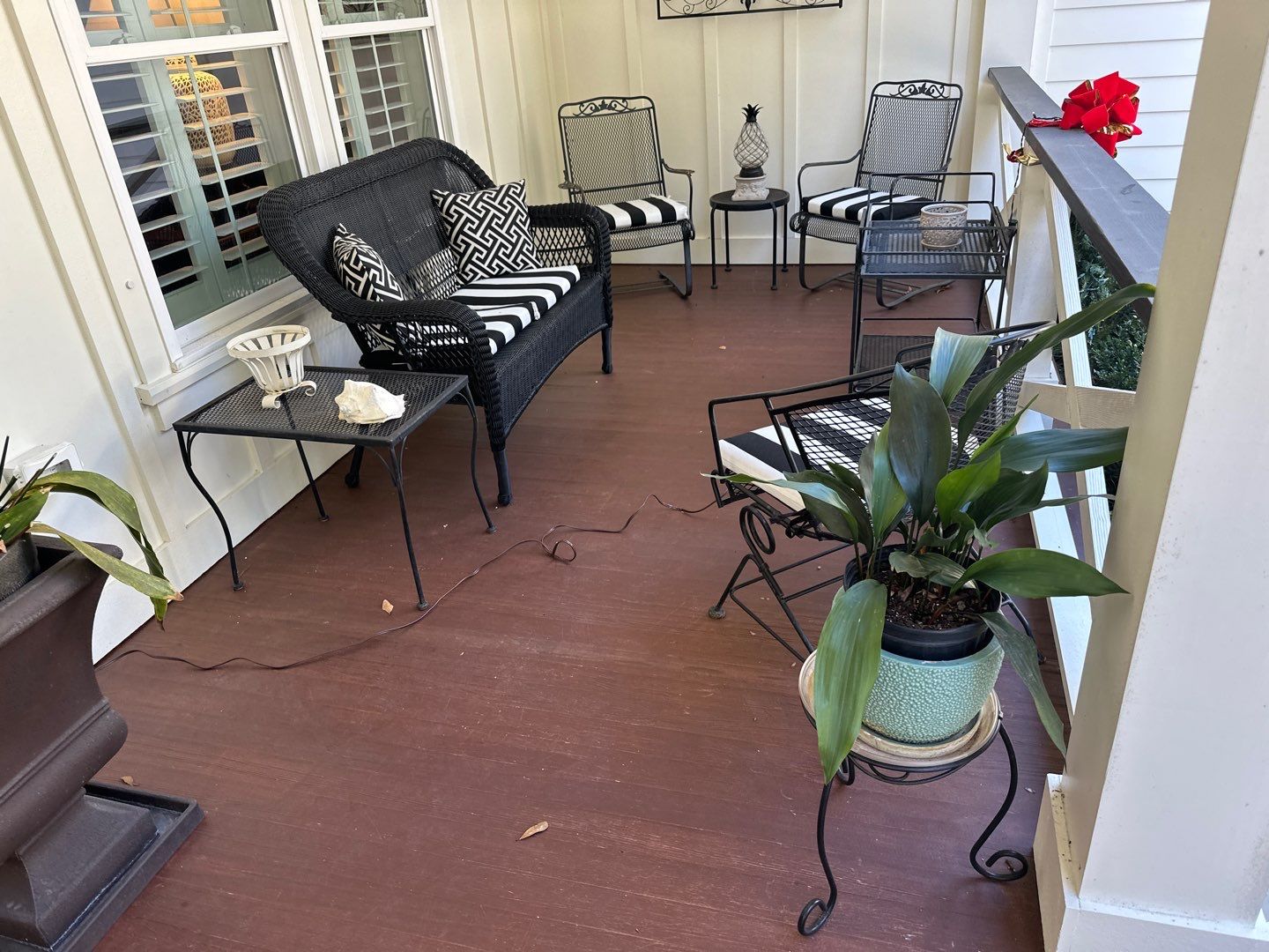 Coated deck using AcryFin by DuraSeal