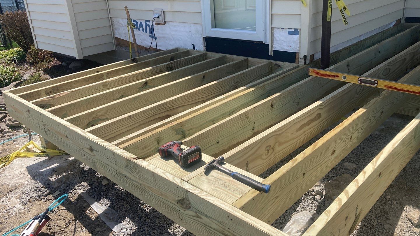 Decks by Ivy Lea Construction