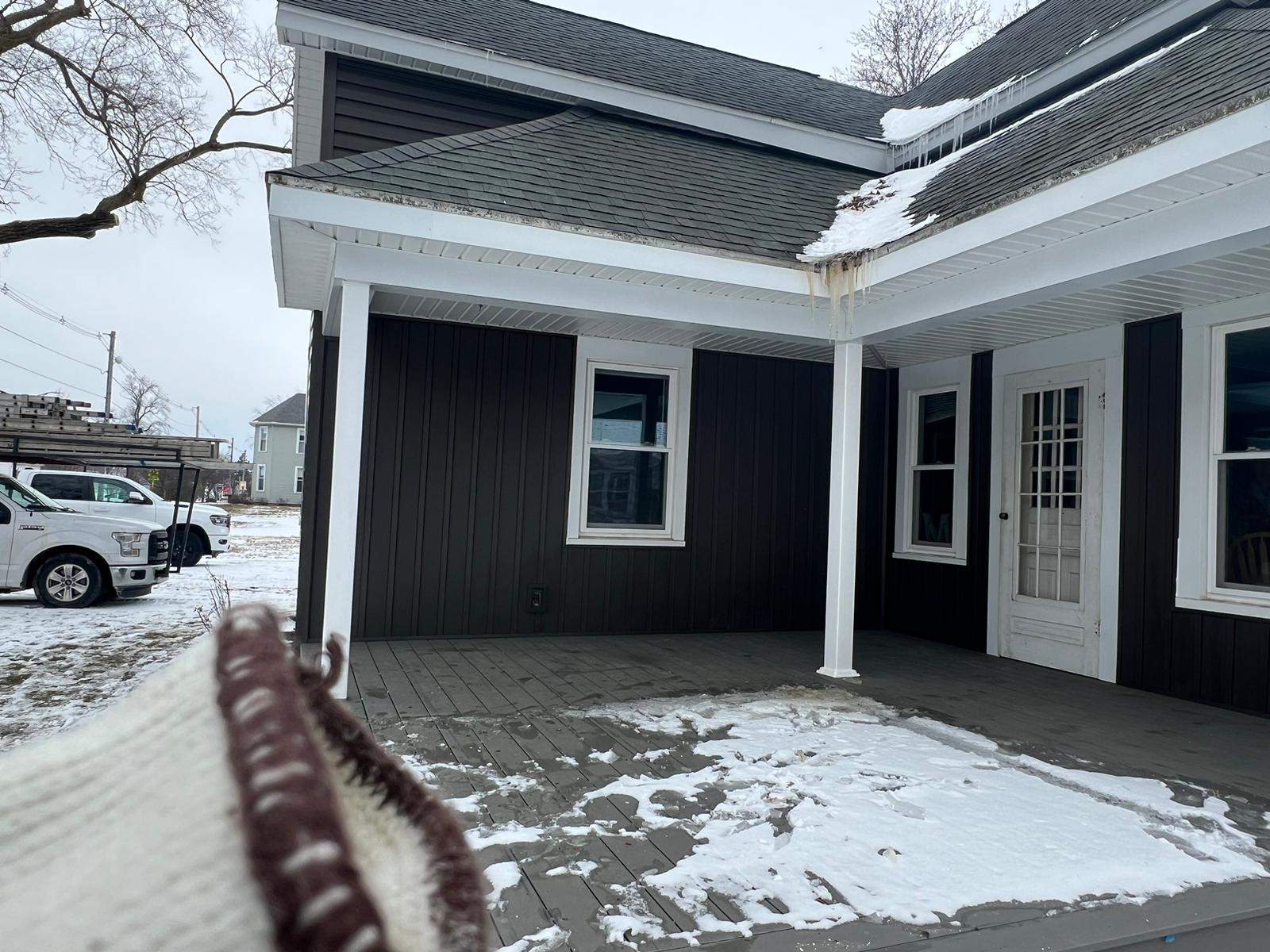 Residential fascia replacement using Exterior Portfolio 4.5 DL - Peppercorn by Nitro Roofing and Construction
