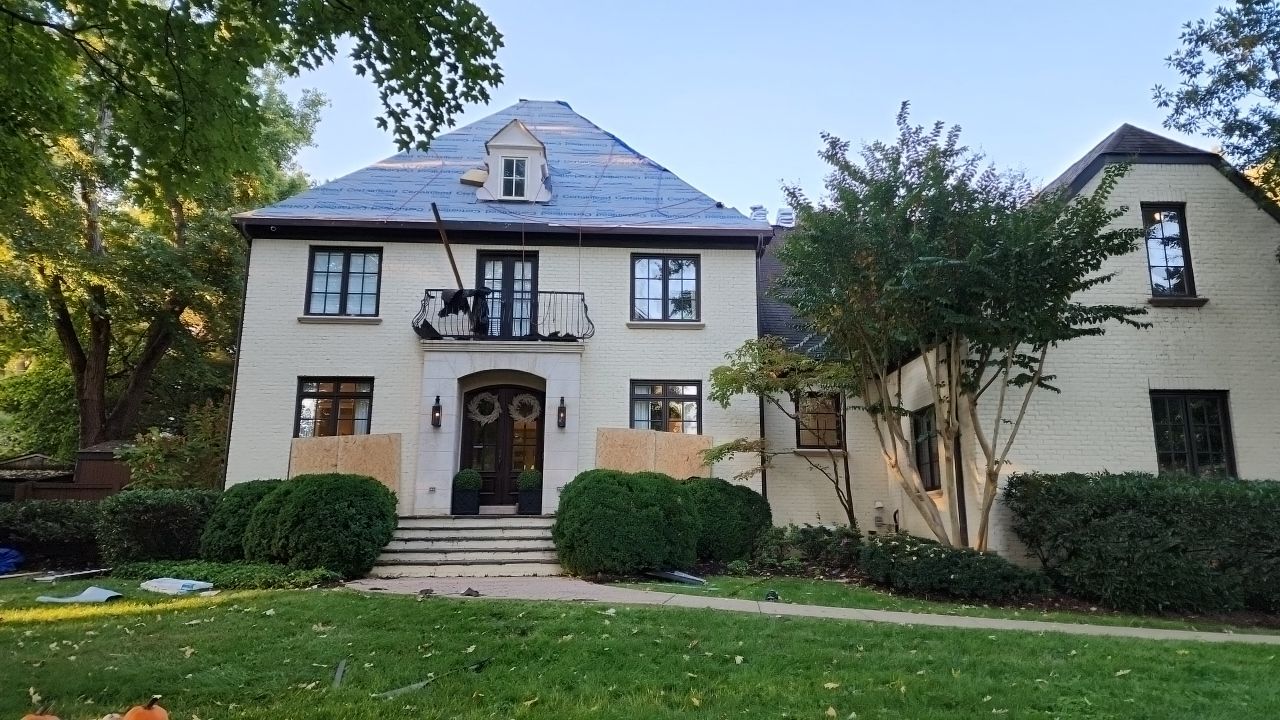 Presidential Shake Install by Paragon Roofing