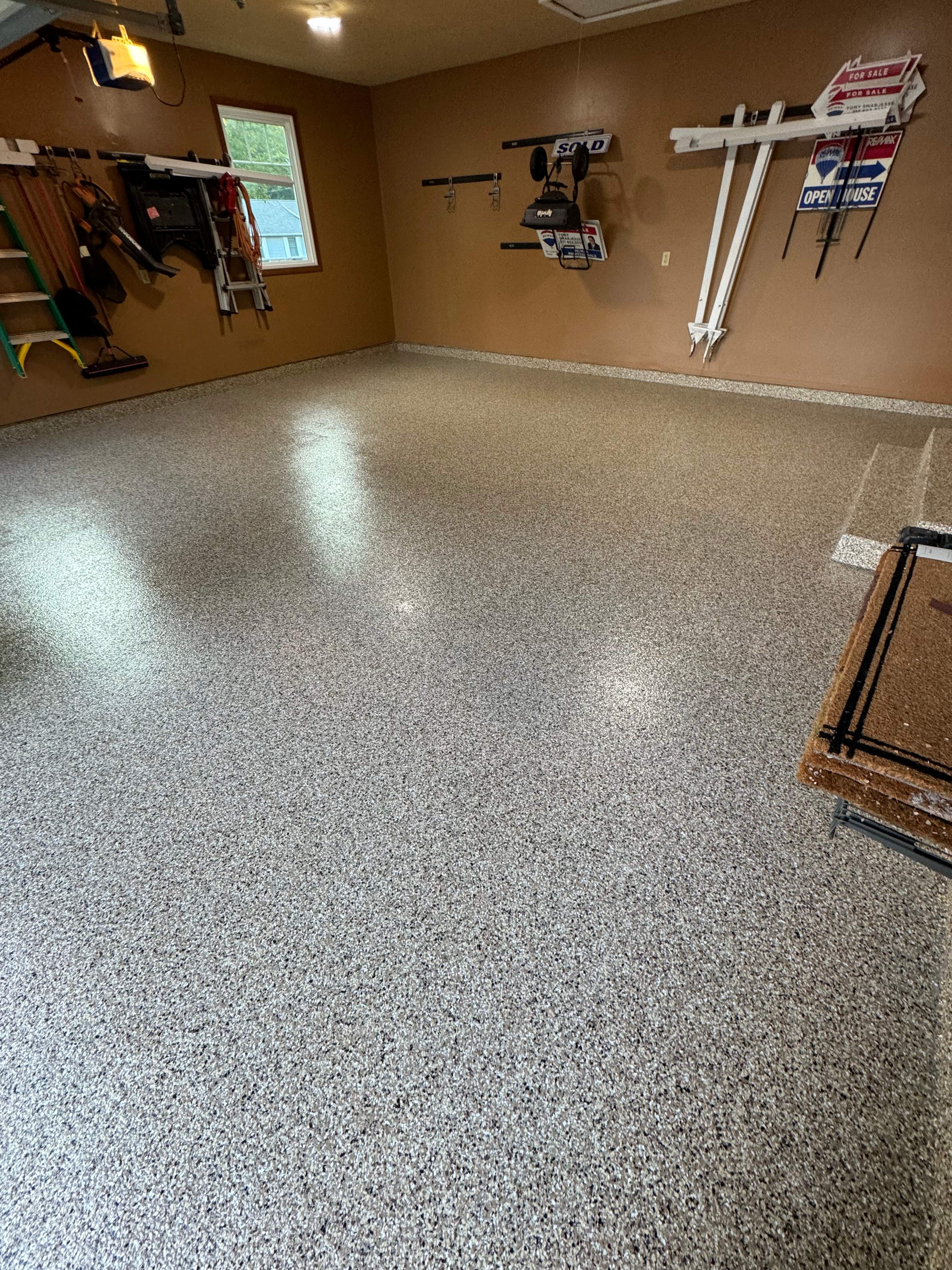 Sedona Garage Springfield by Loud Bros